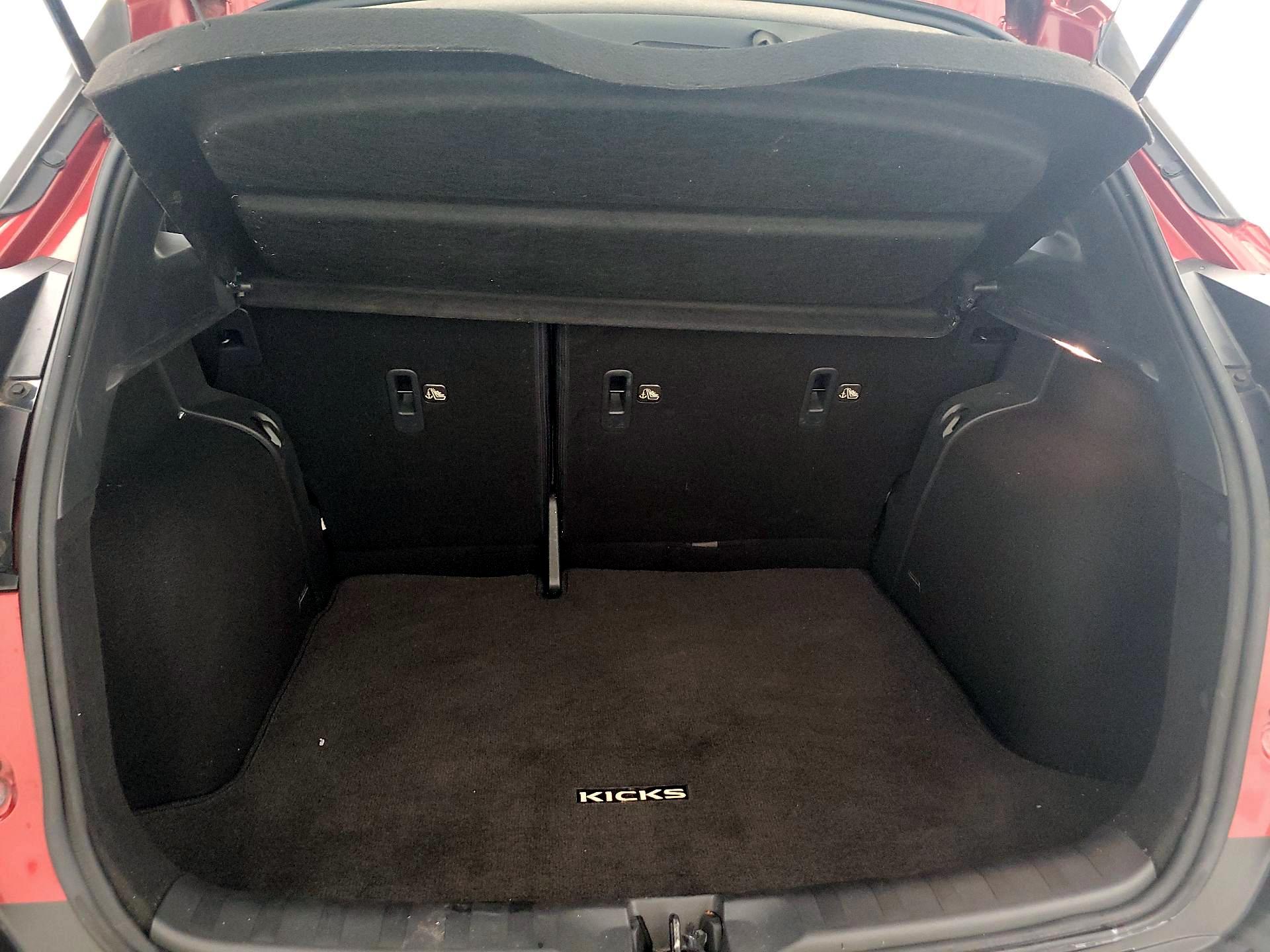 Thumbnail: 2019 Nissan Kicks - 20
