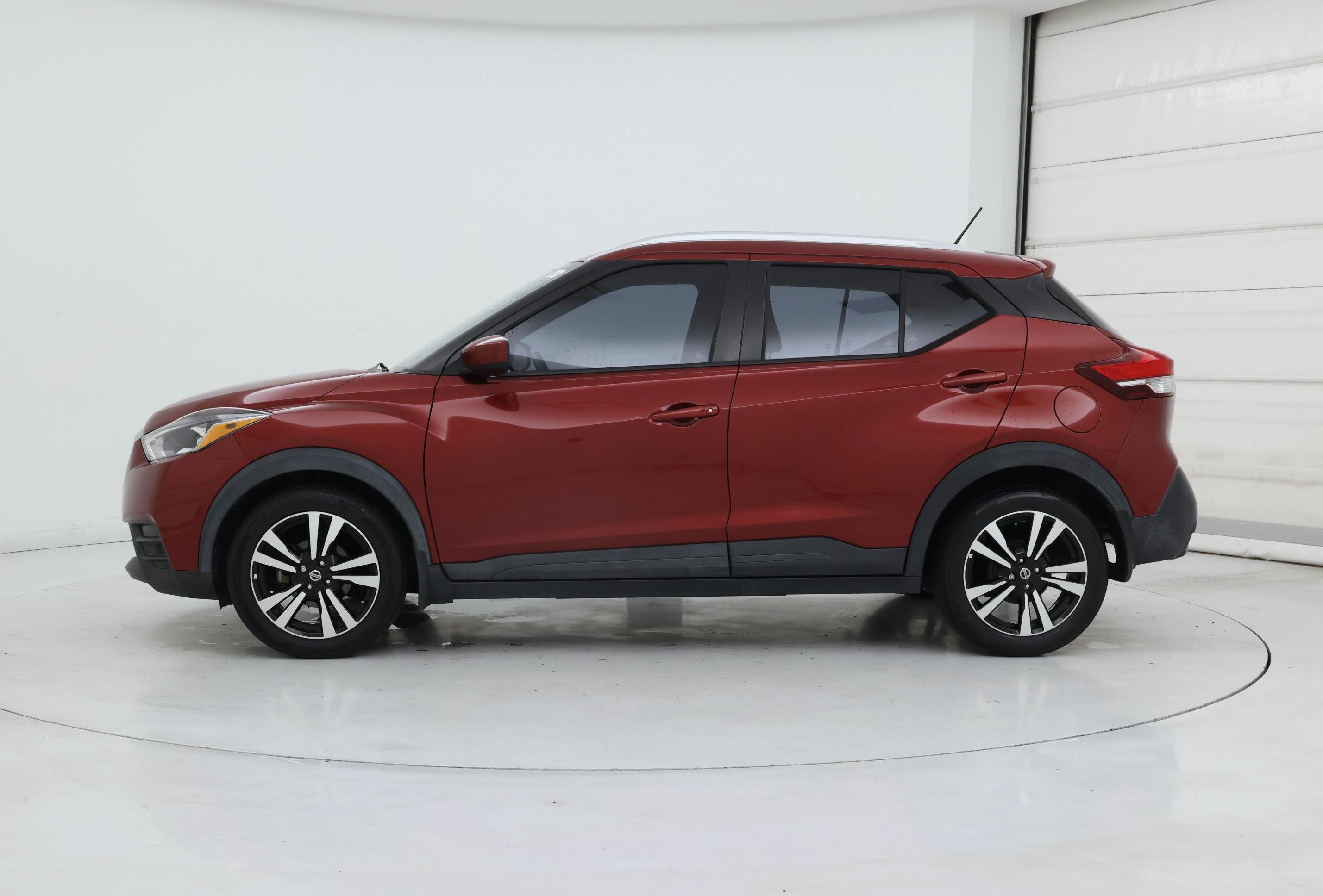 Thumbnail: 2019 Nissan Kicks - 3