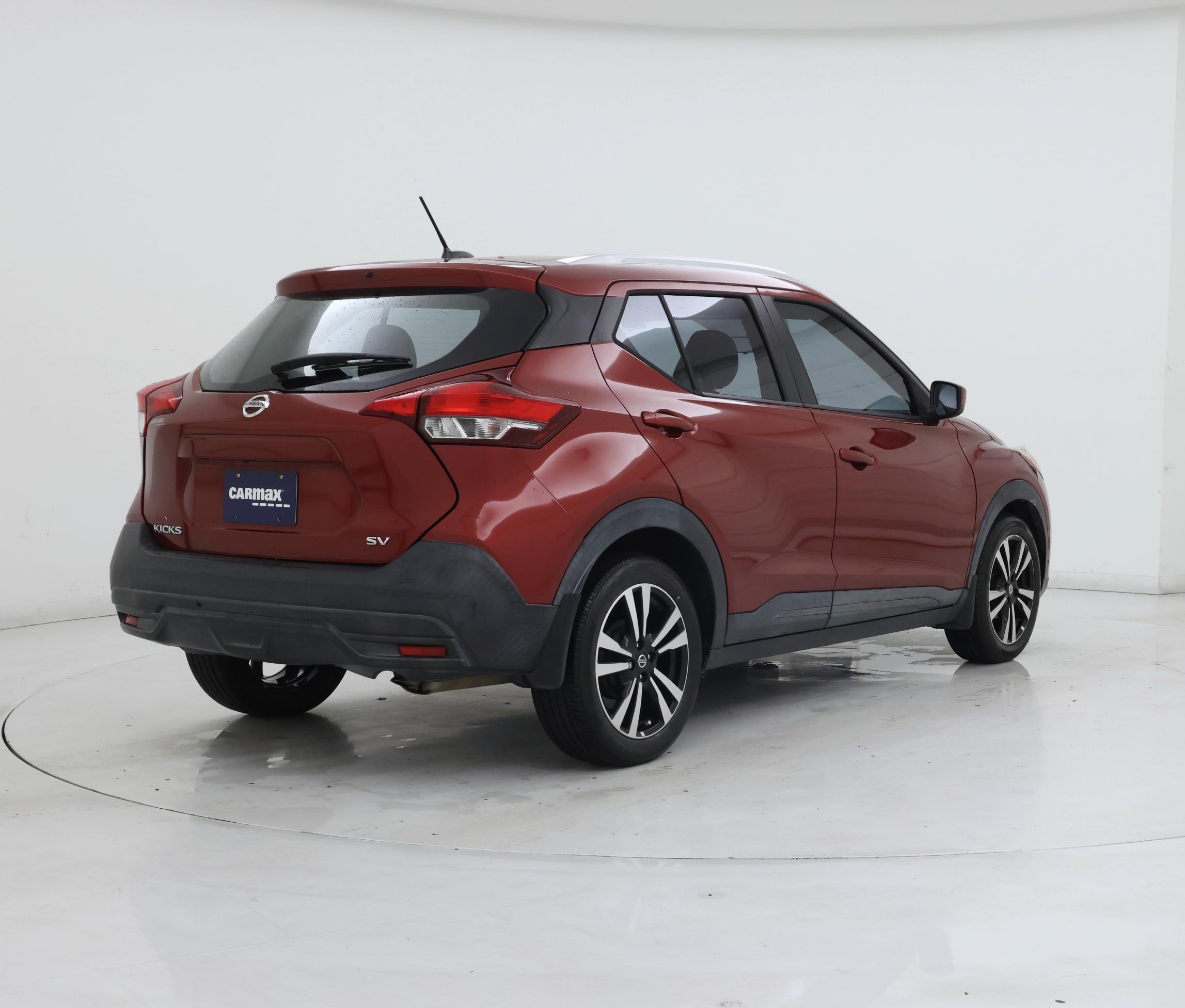 Thumbnail: 2019 Nissan Kicks - 8