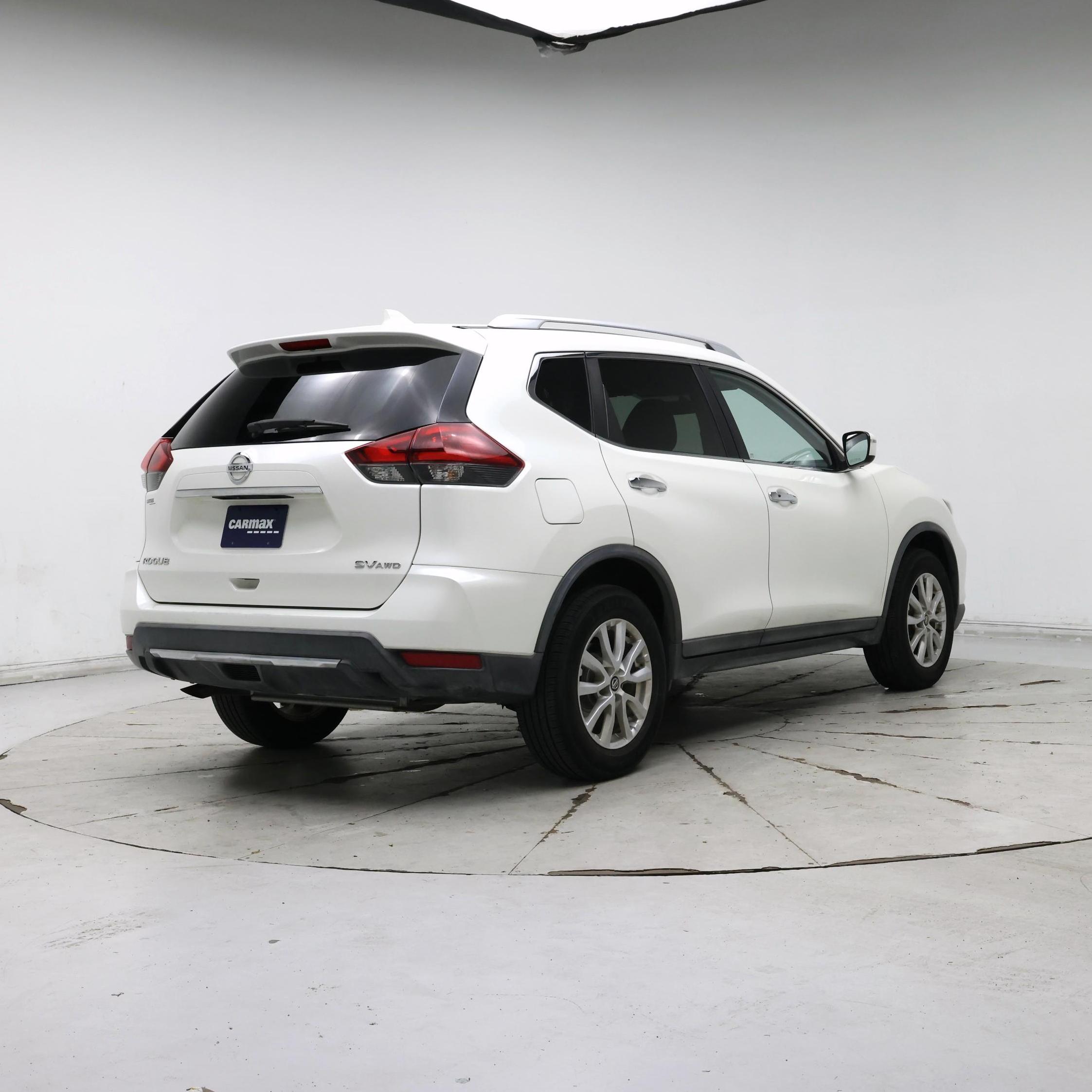 Thumbnail: 2018 Nissan Rogue - 8