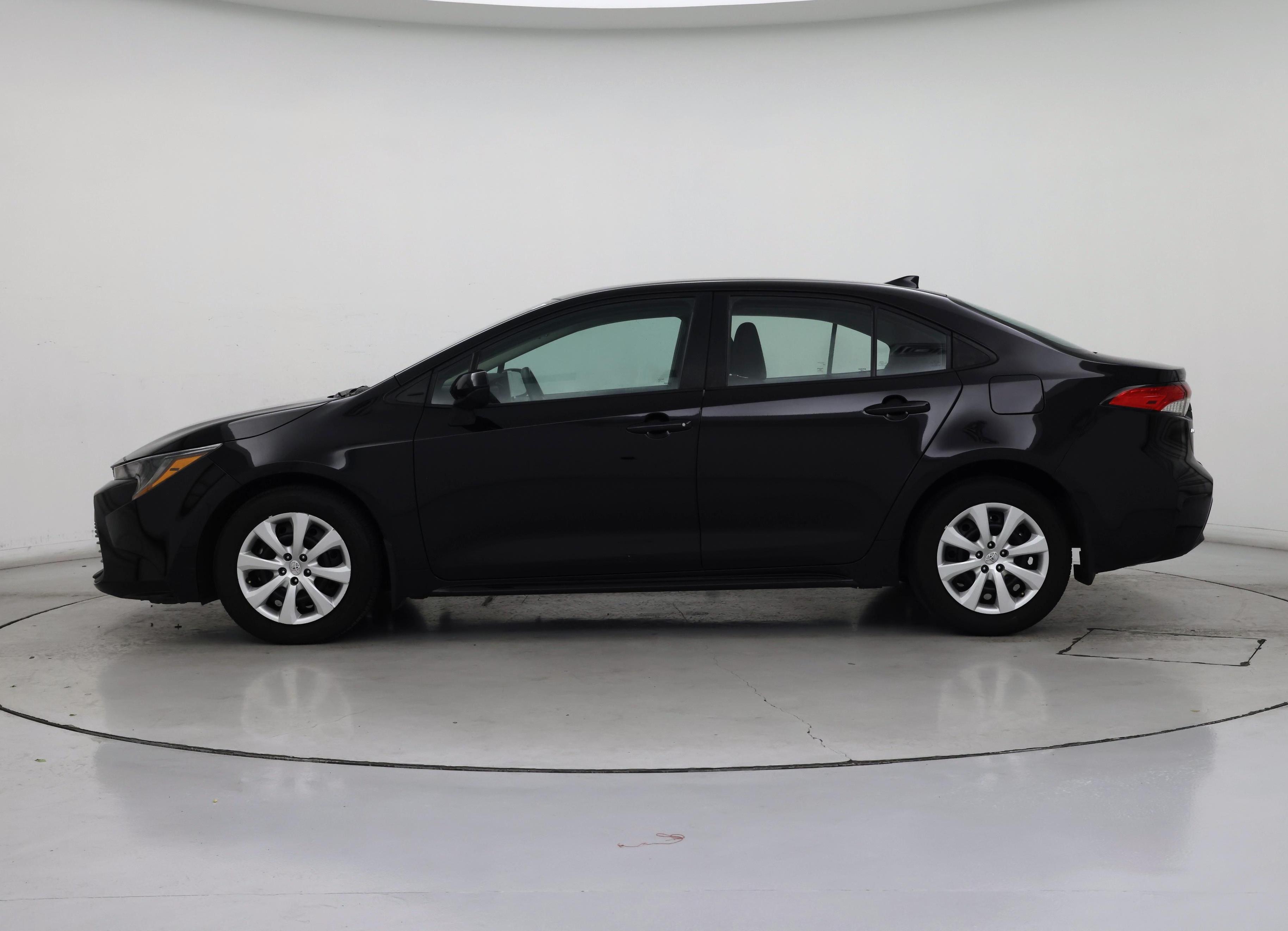 Thumbnail: 2024 Toyota Corolla - 3