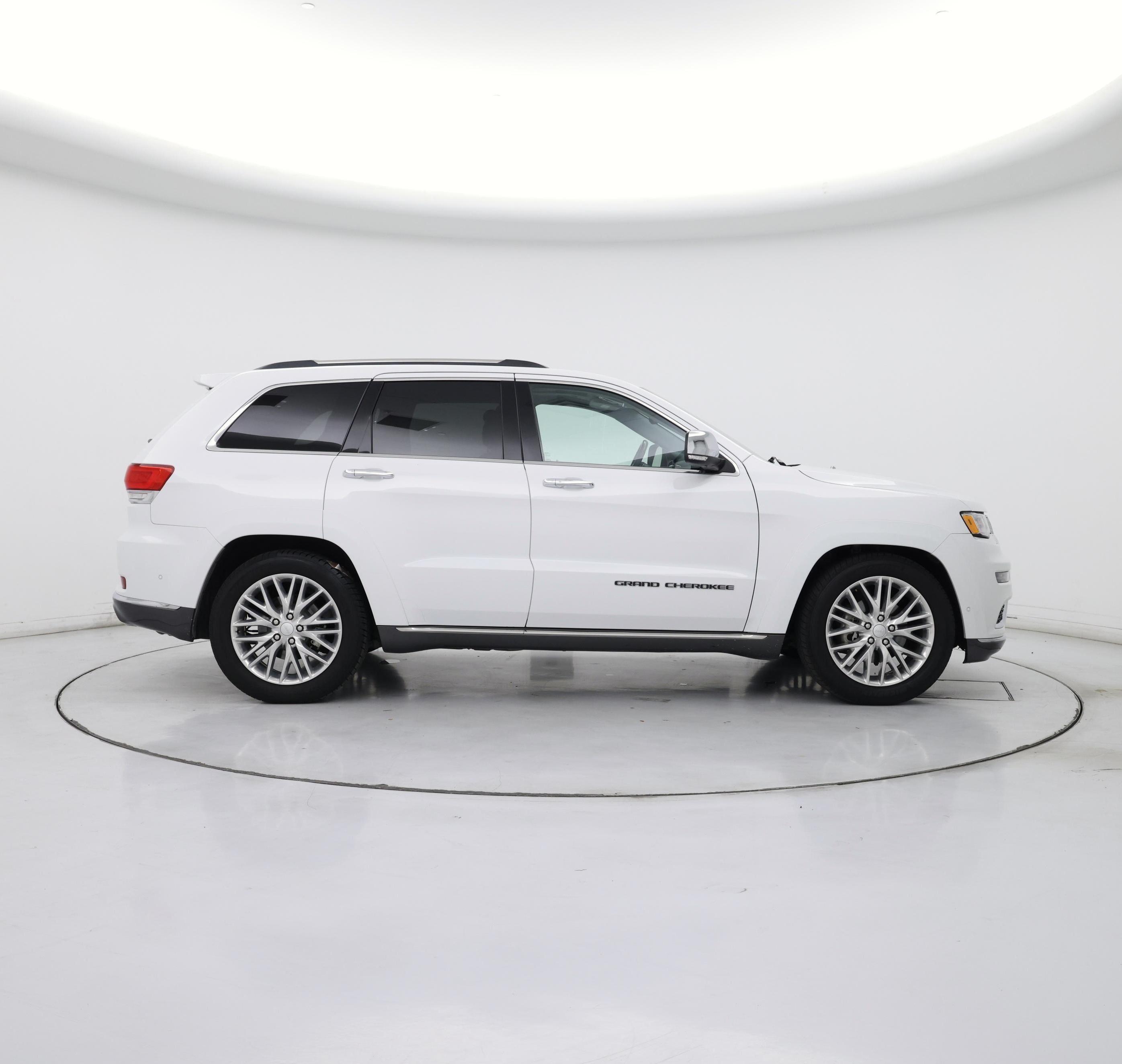 Thumbnail: 2017 Jeep Grand Cherokee - 7
