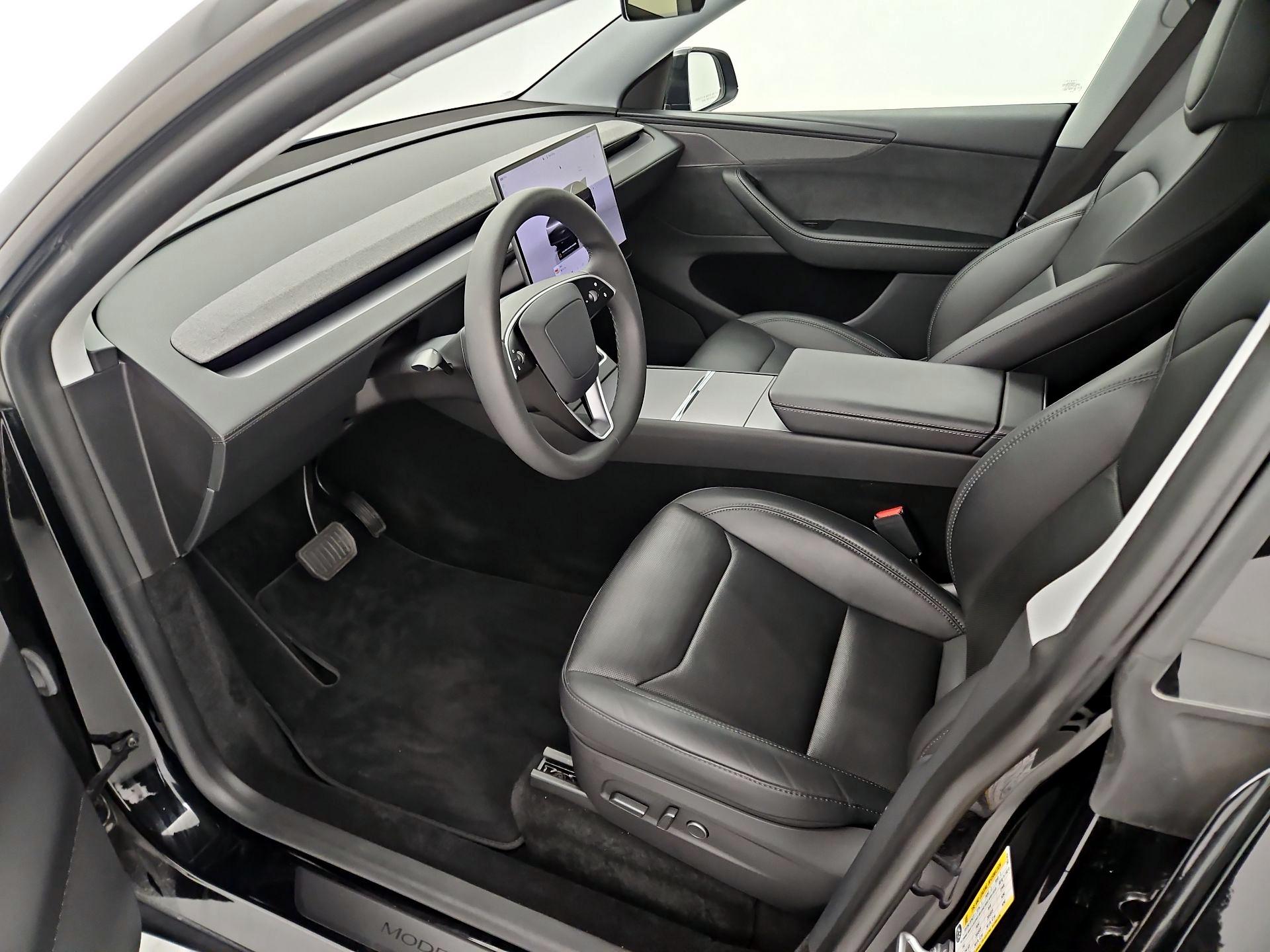 Thumbnail: 2026 Tesla Model Y - 11