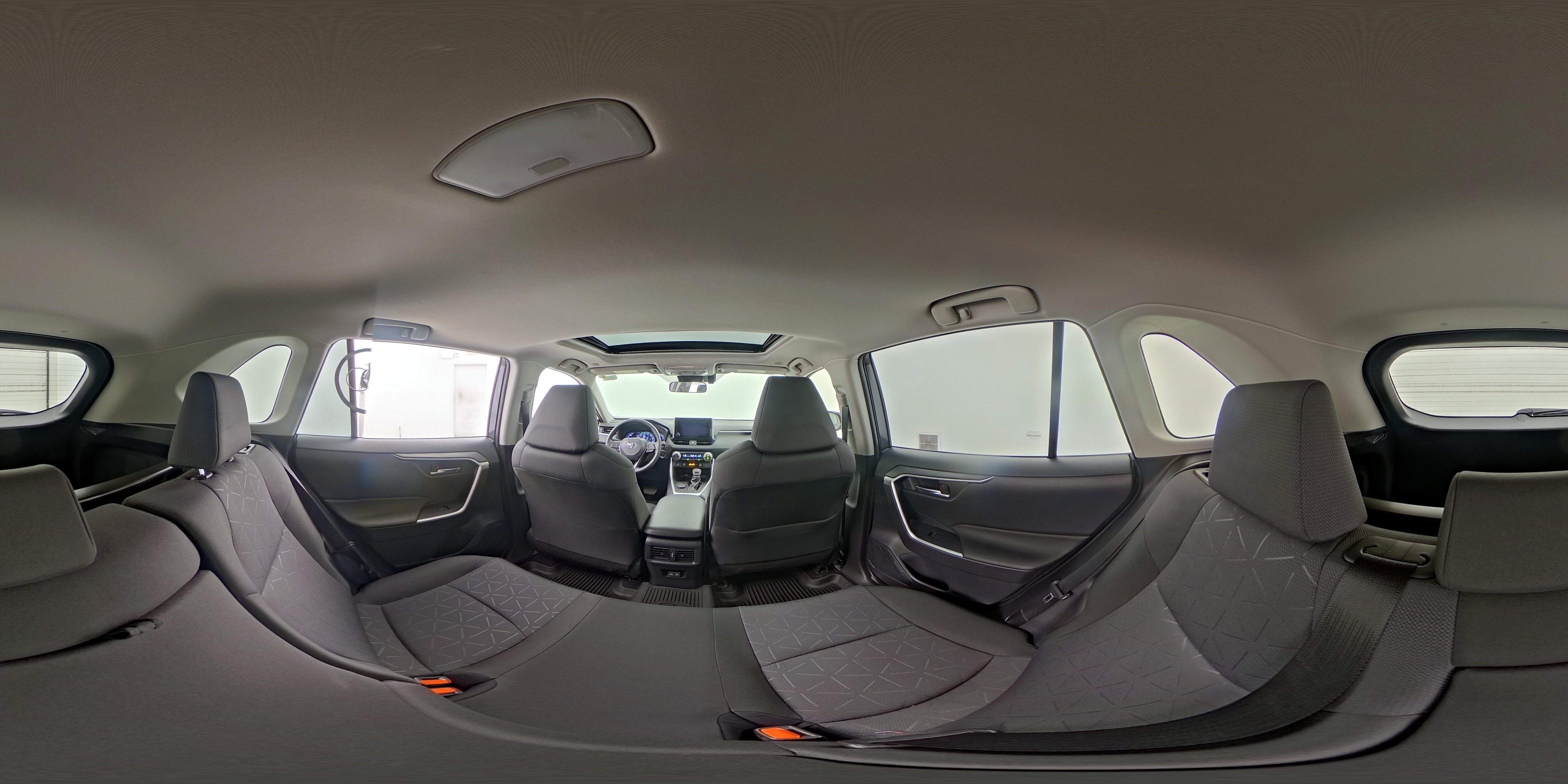 2024 Toyota RAV4 XLE - Photo 27