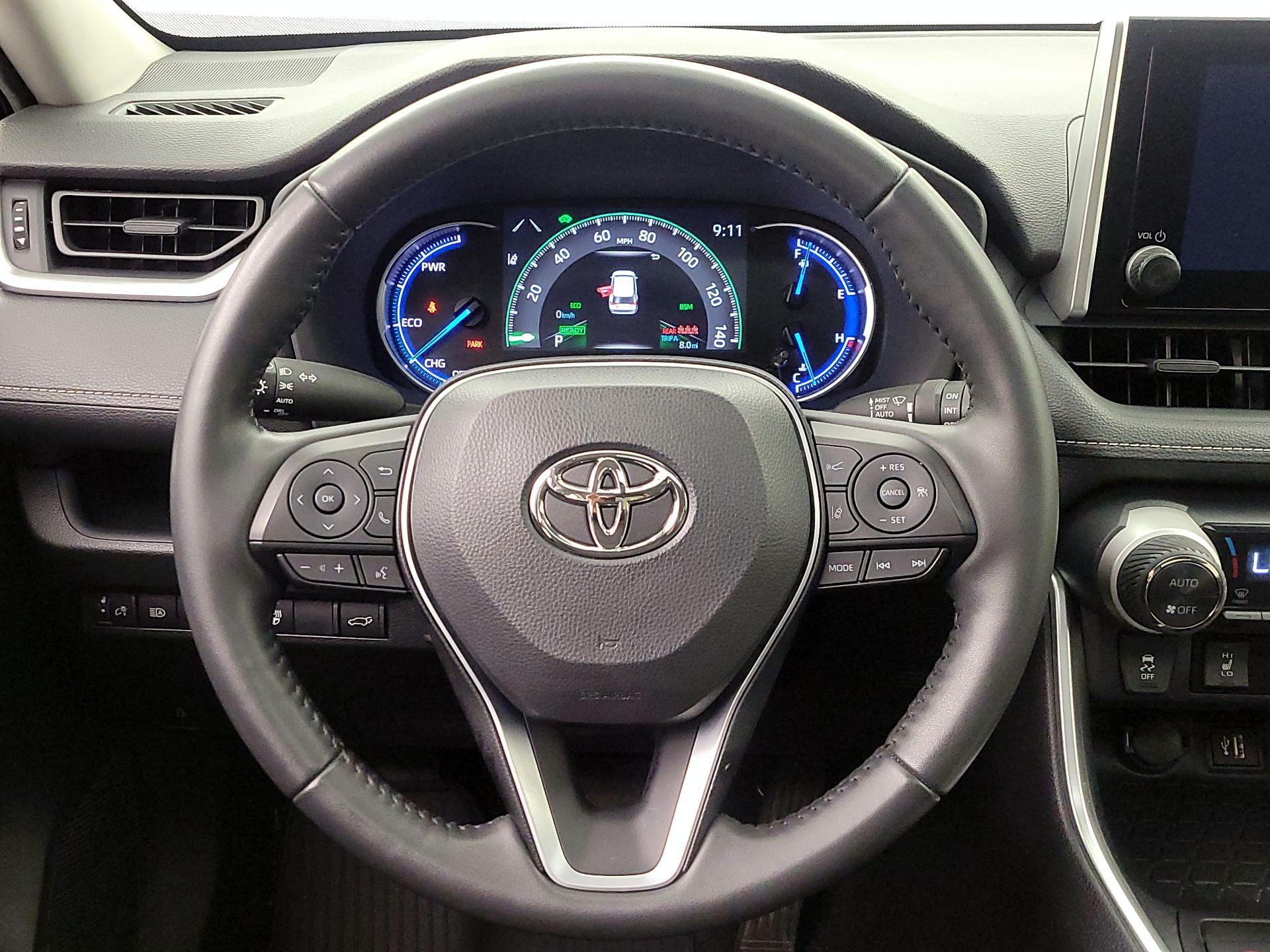 Thumbnail: 2024 Toyota RAV4 - 10