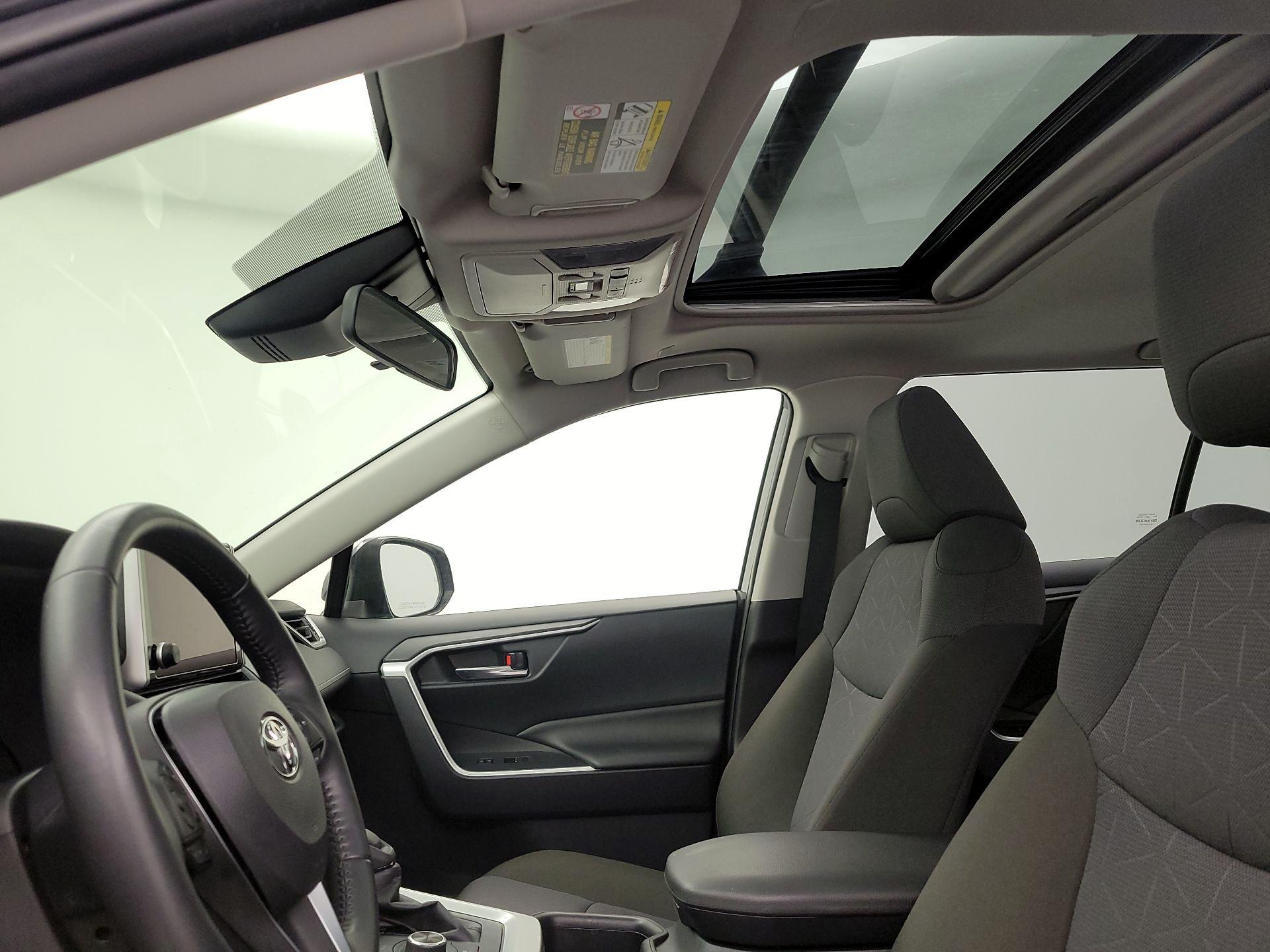 Thumbnail: 2024 Toyota RAV4 - 19