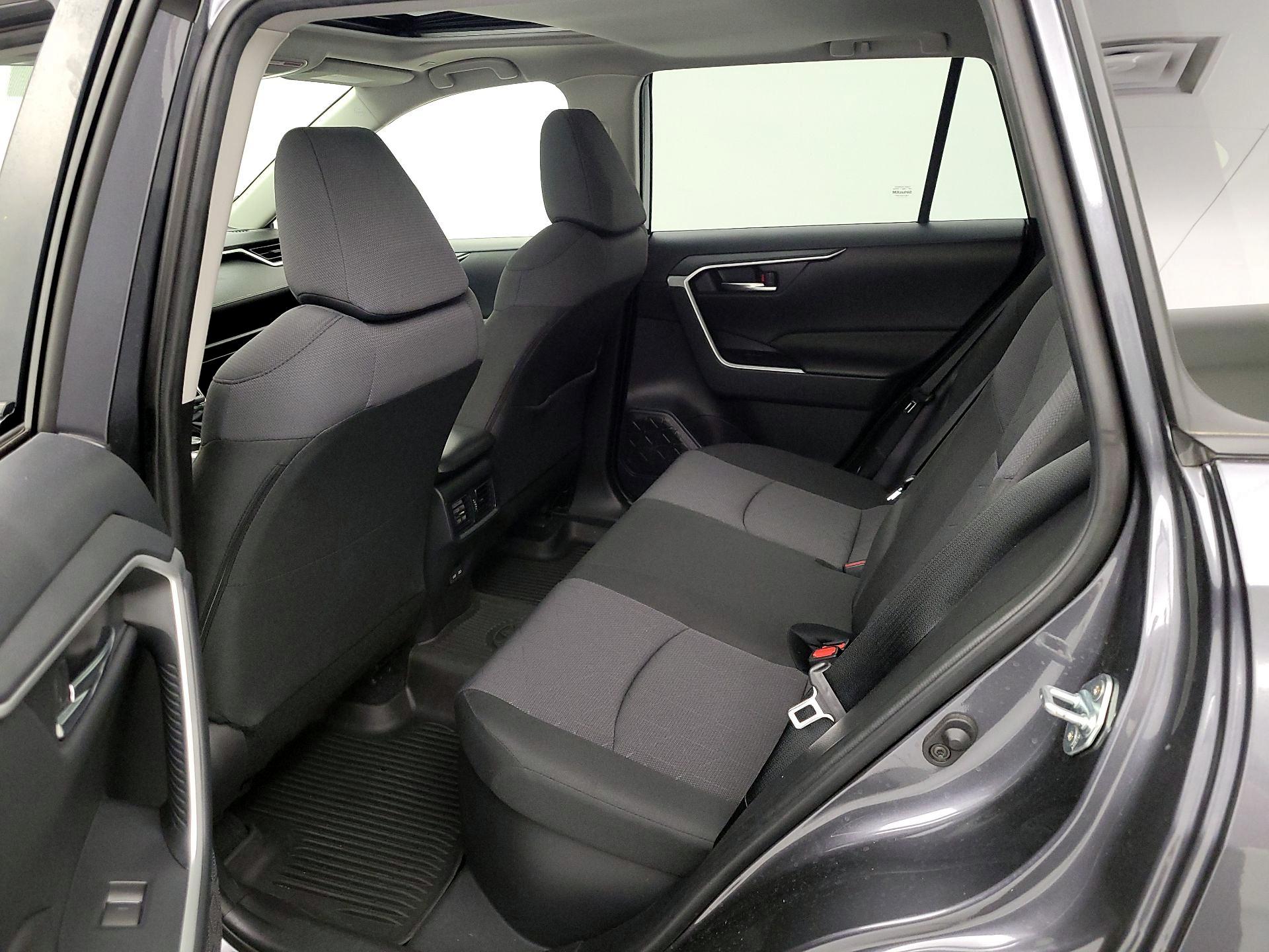Thumbnail: 2024 Toyota RAV4 - 20