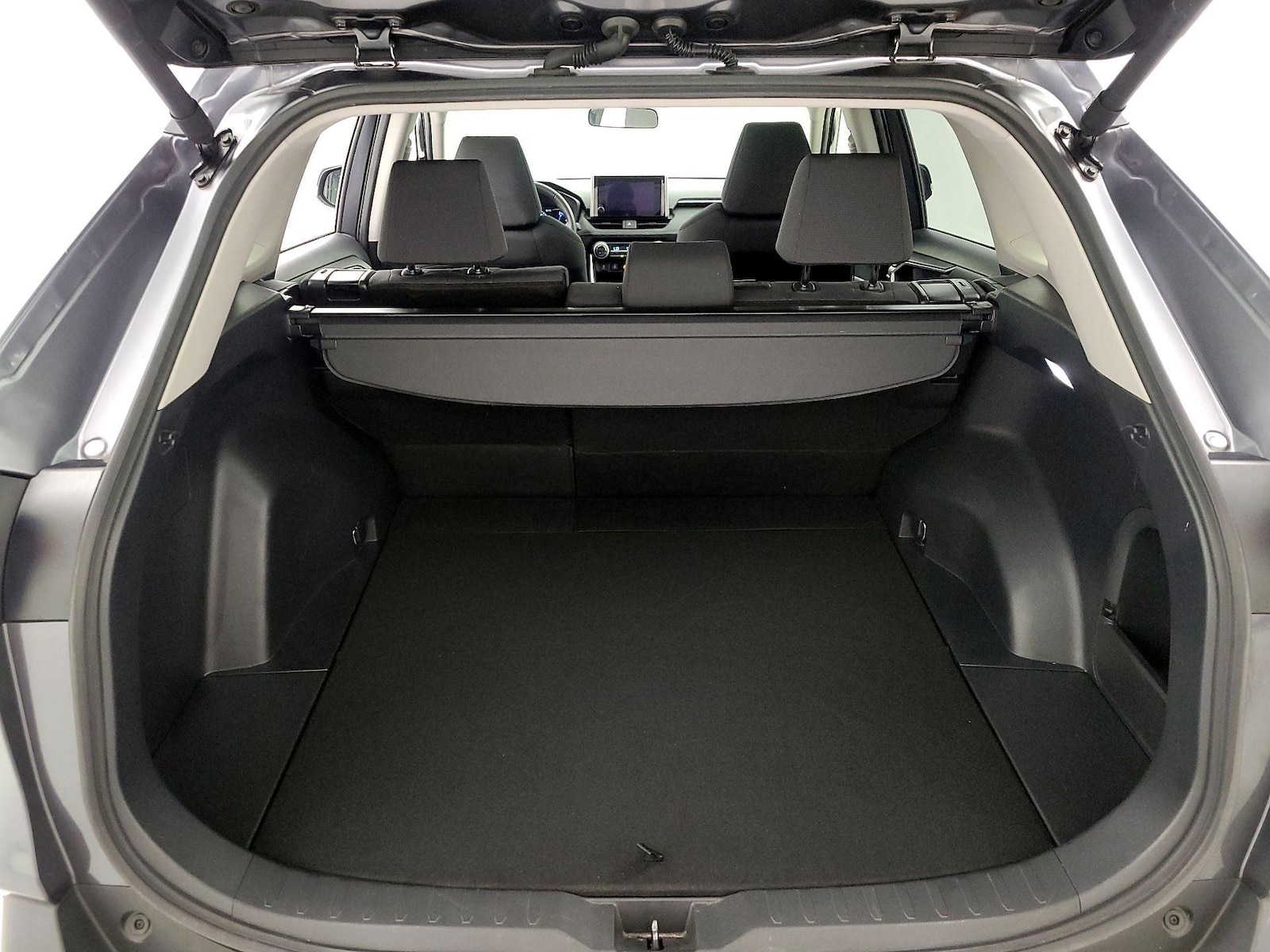 2024 Toyota RAV4 XLE - Photo 22