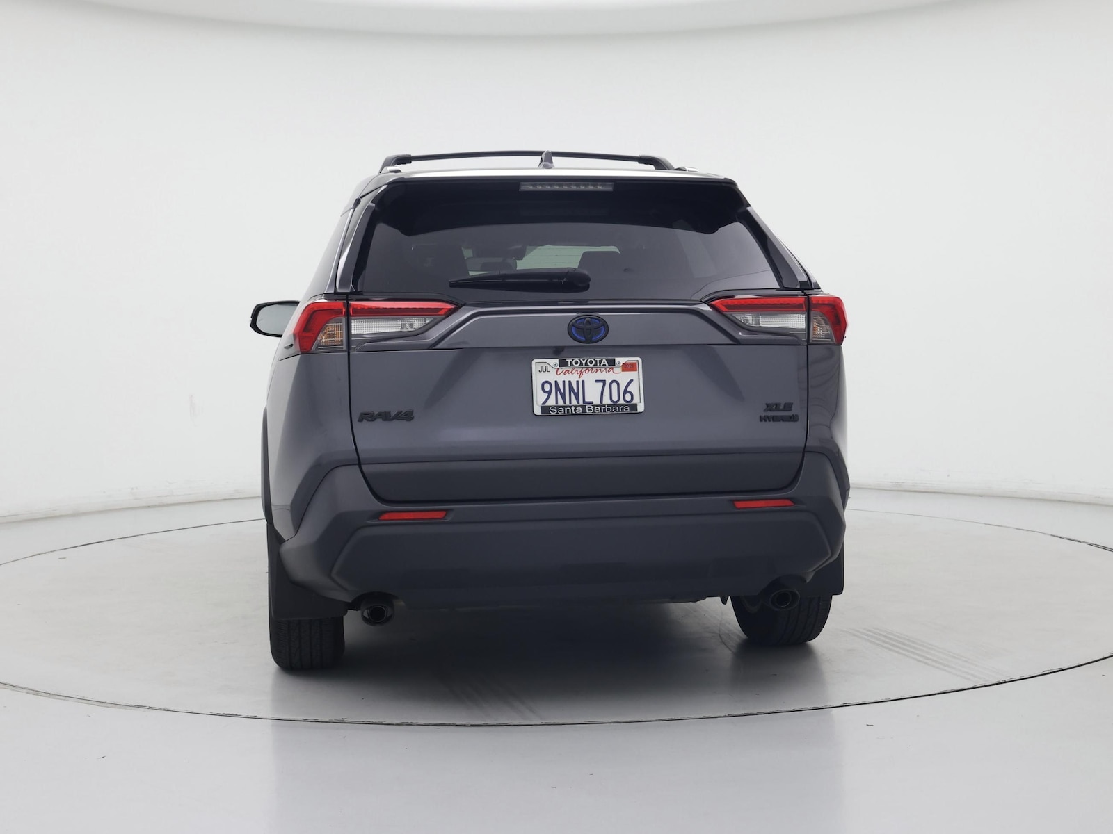 2024 Toyota RAV4 XLE - Photo 7