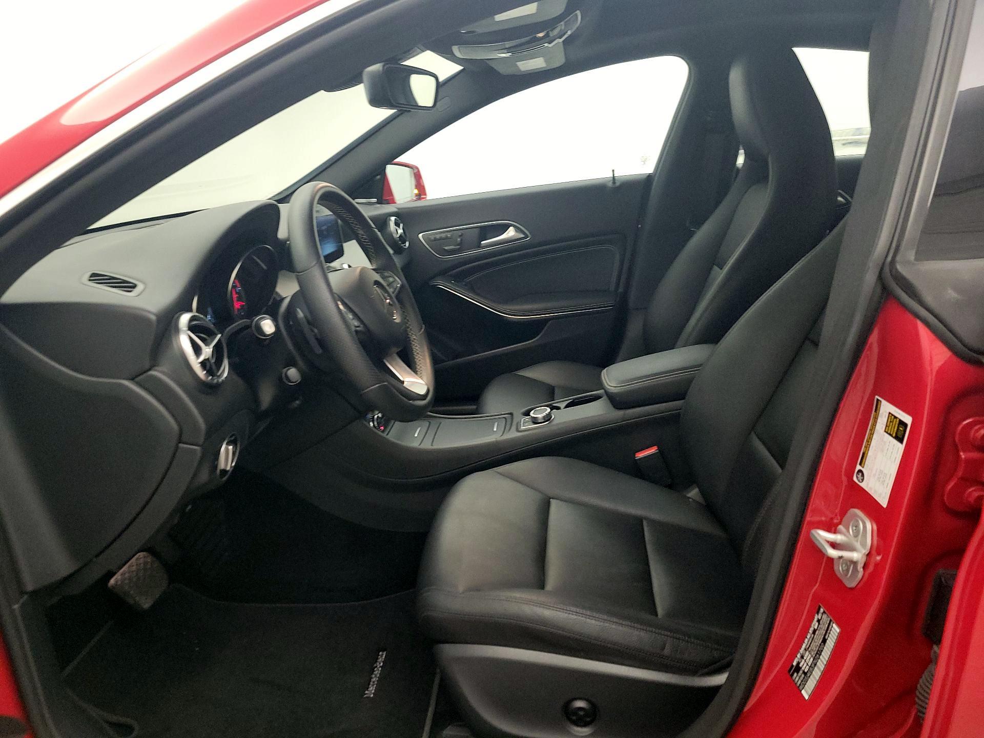 Thumbnail: 2015 Mercedes-Benz CLA - 11
