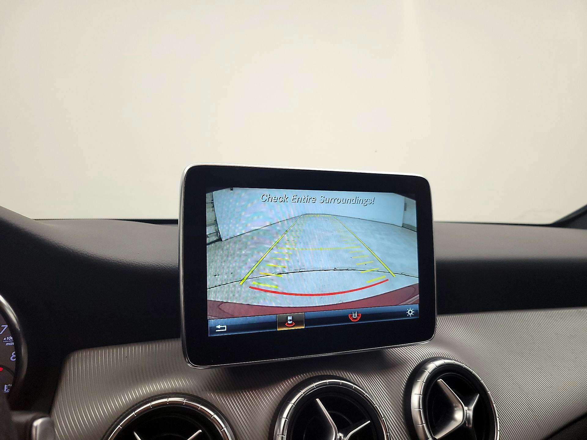 Thumbnail: 2015 Mercedes-Benz CLA - 14