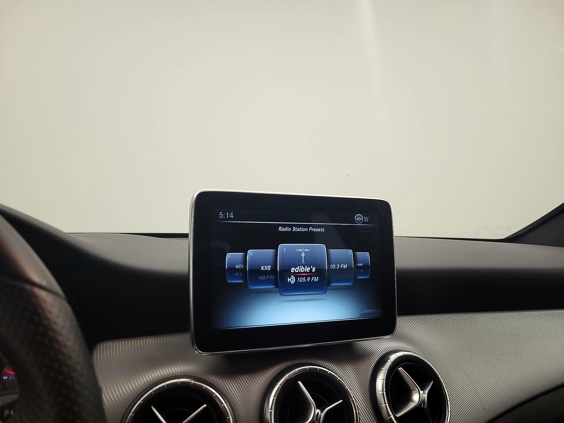 Thumbnail: 2015 Mercedes-Benz CLA - 15