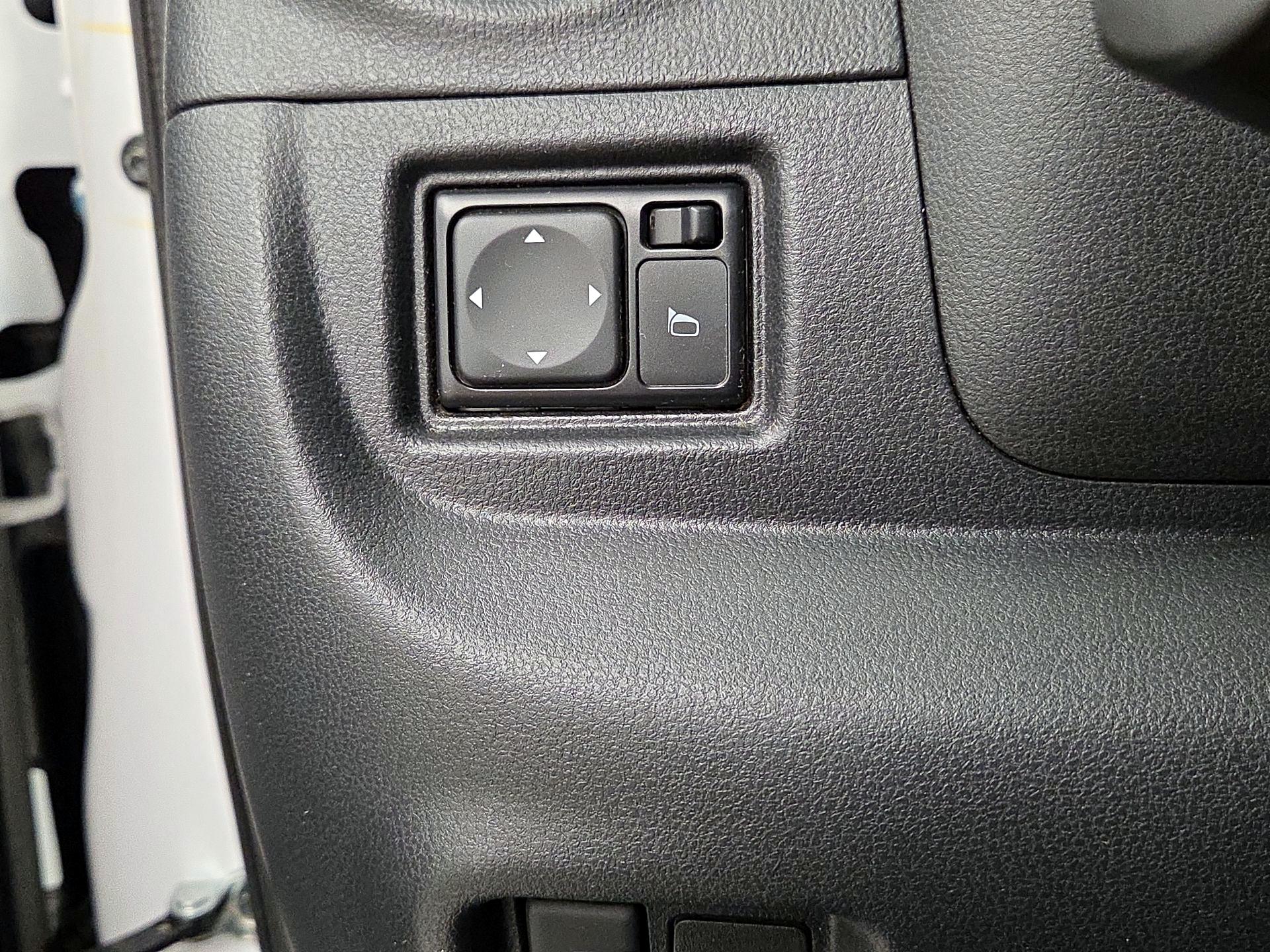 Thumbnail: 2019 Nissan Versa - 13