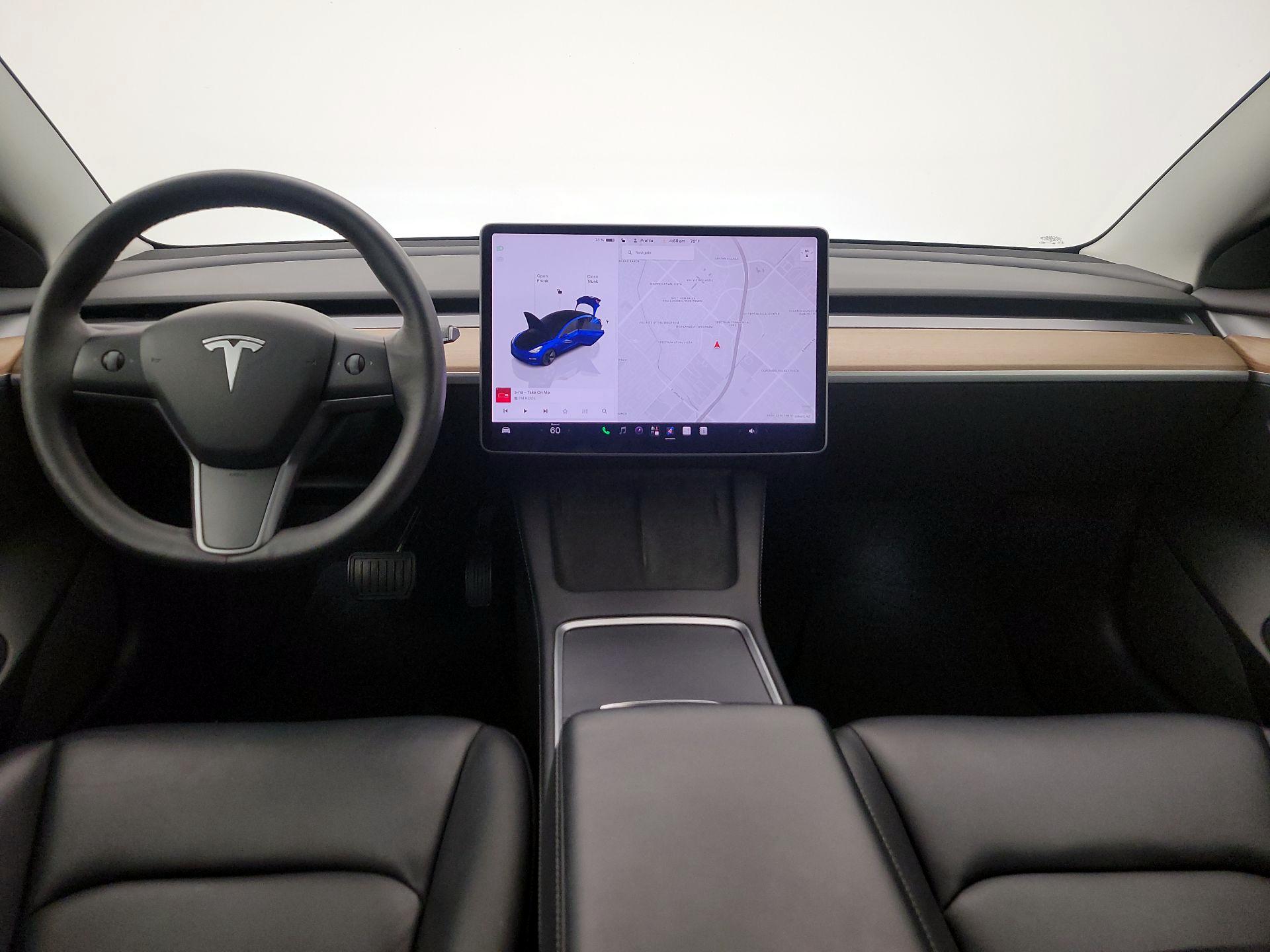 Thumbnail: 2022 Tesla Model 3 - 9