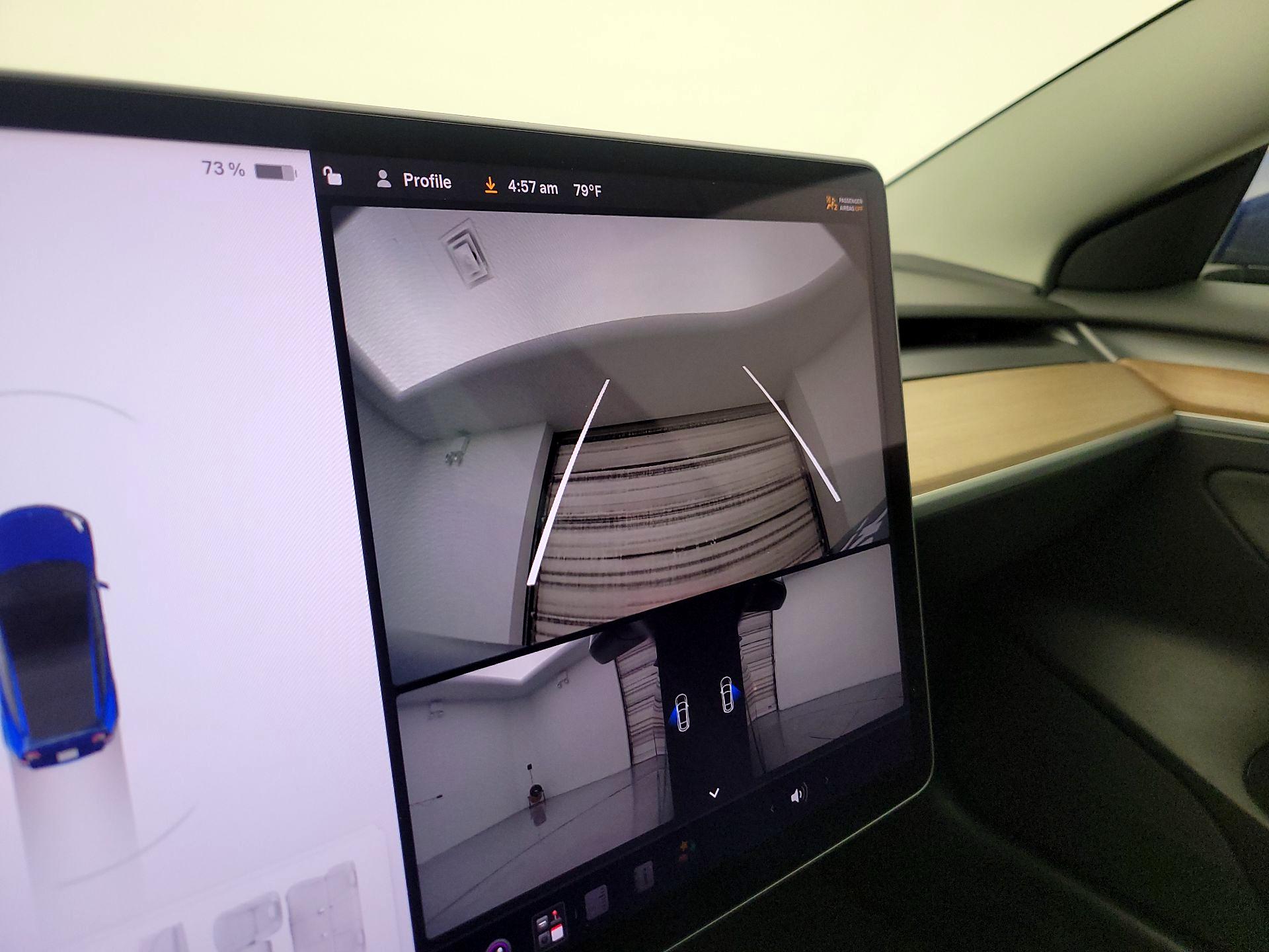 Thumbnail: 2022 Tesla Model 3 - 15