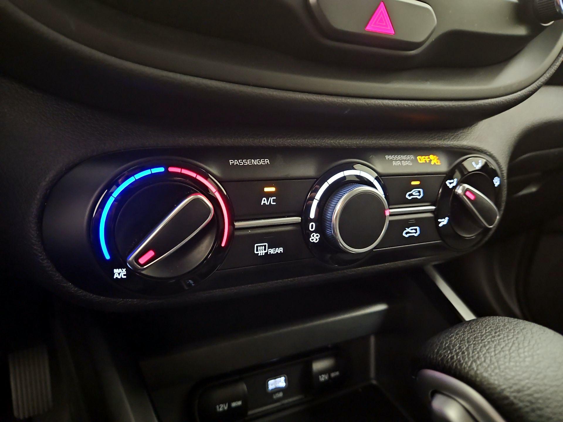 Thumbnail: 2025 Kia Soul - 16