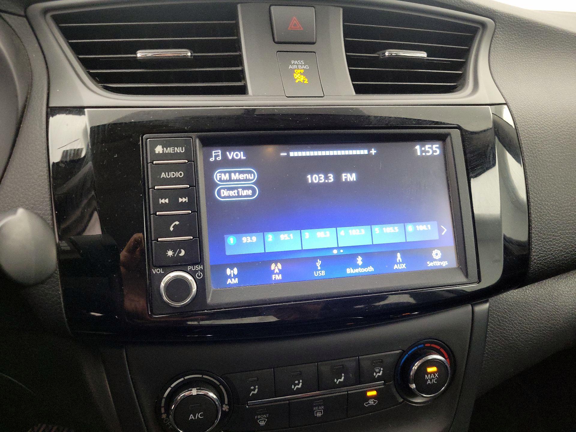 Thumbnail: 2019 Nissan Sentra - 15