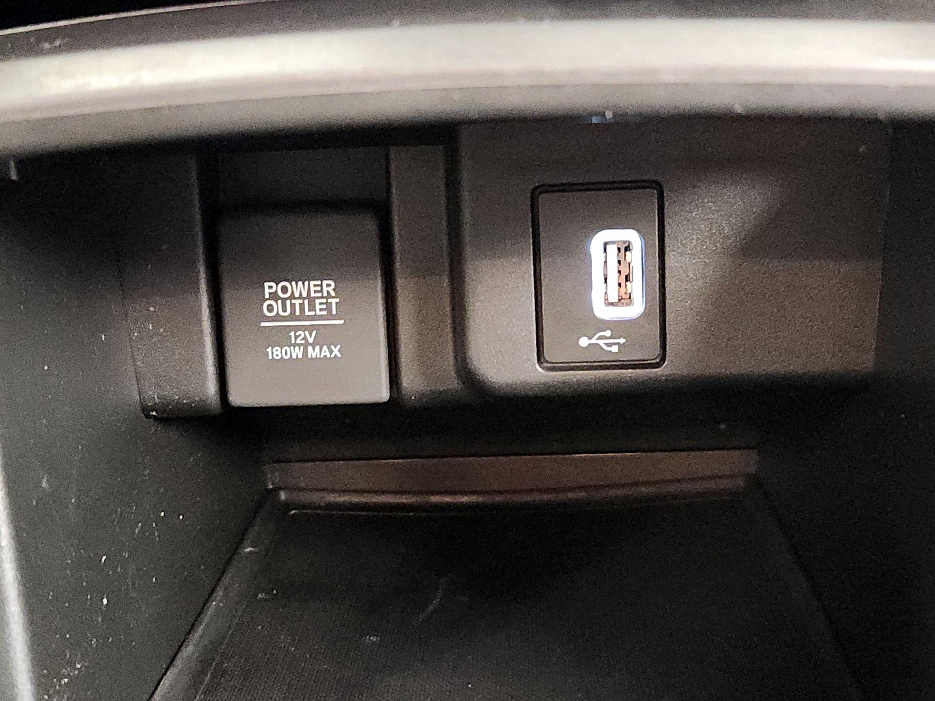 Thumbnail: 2018 Honda Accord - 18