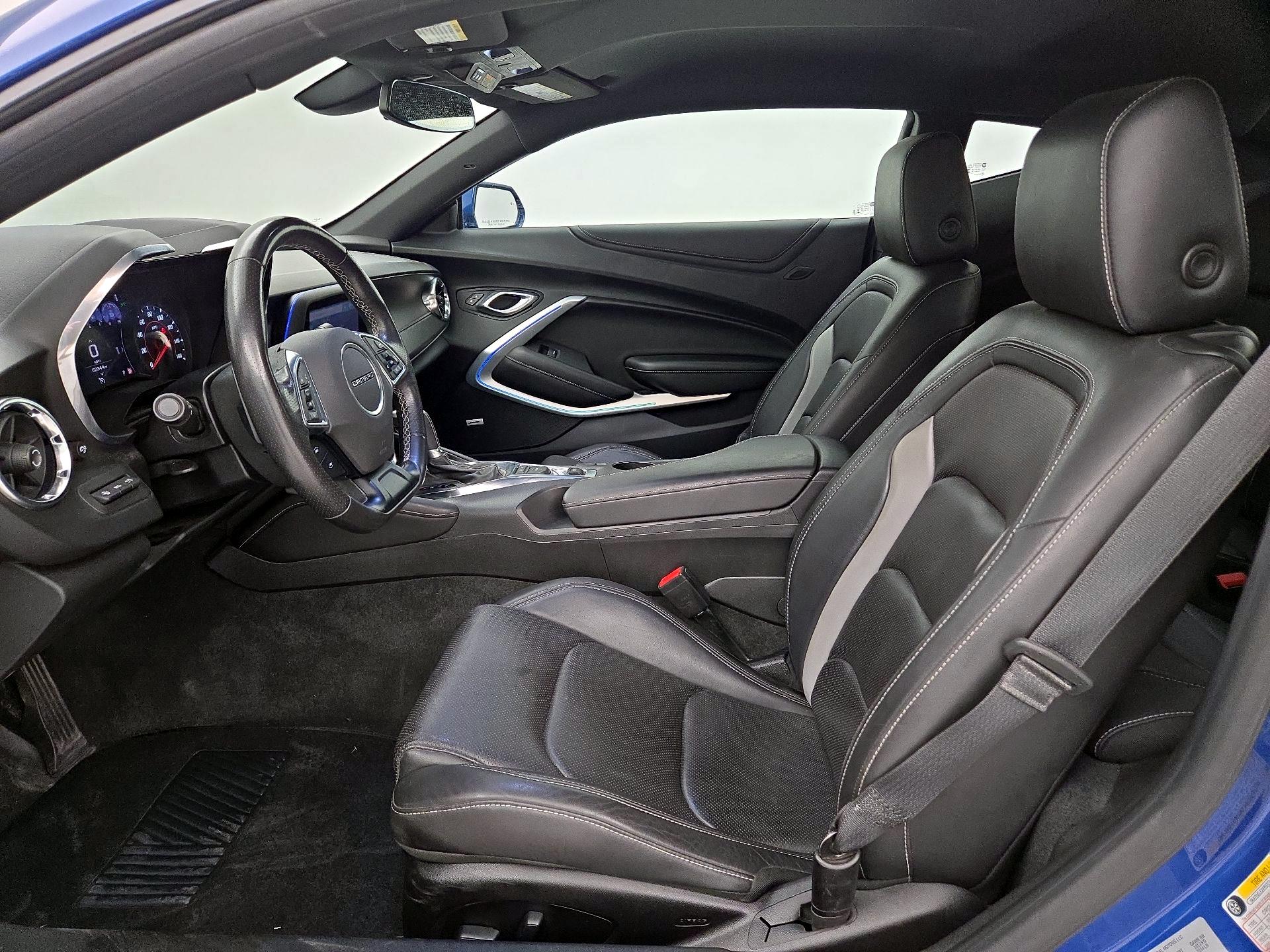 Thumbnail: 2019 Chevrolet Camaro - 11