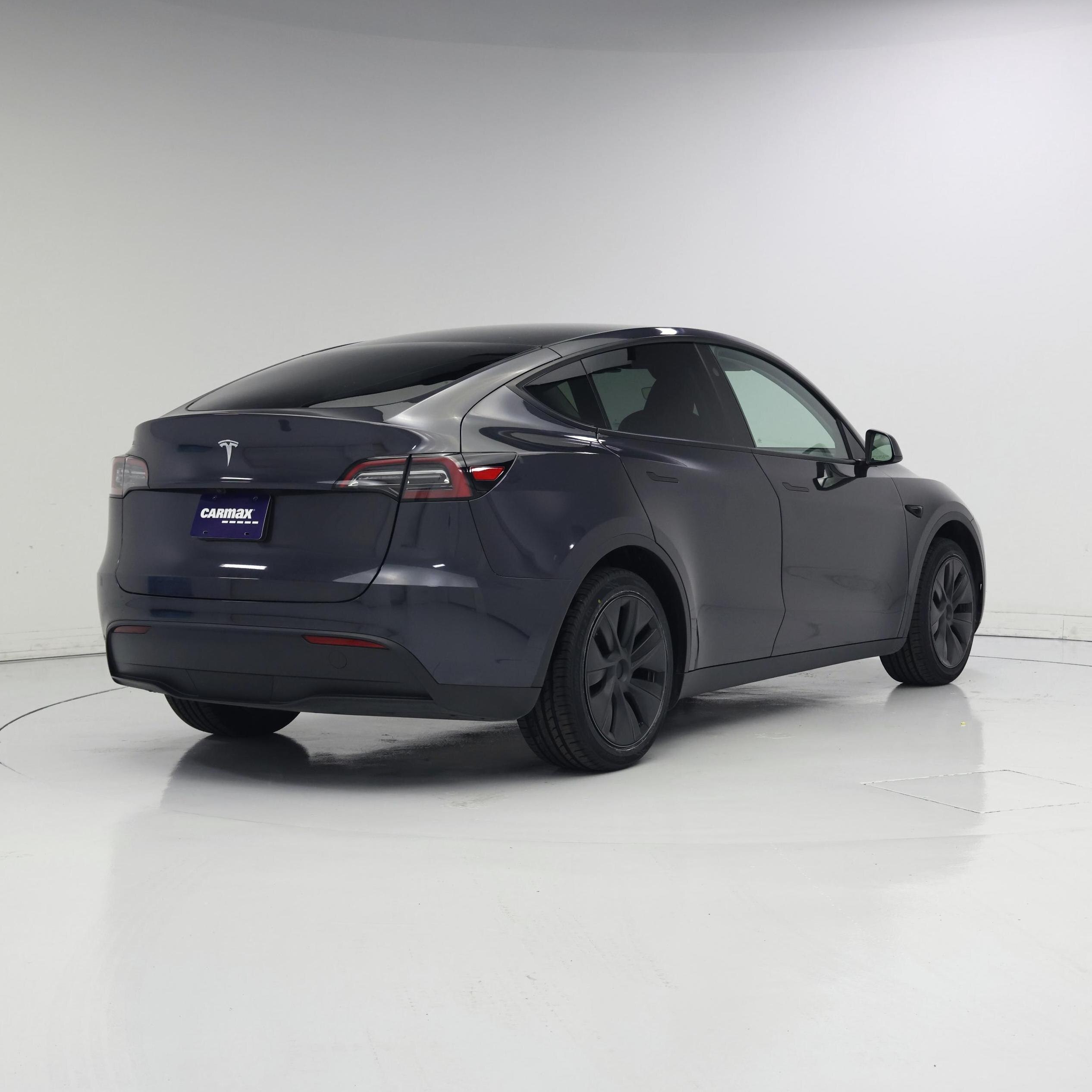 Thumbnail: 2024 Tesla Model Y - 8