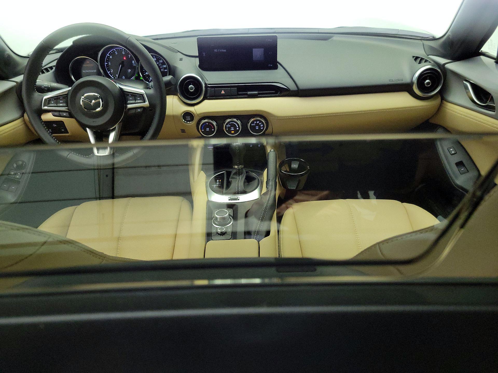 Thumbnail: 2025 Mazda MX-5 Miata - 9