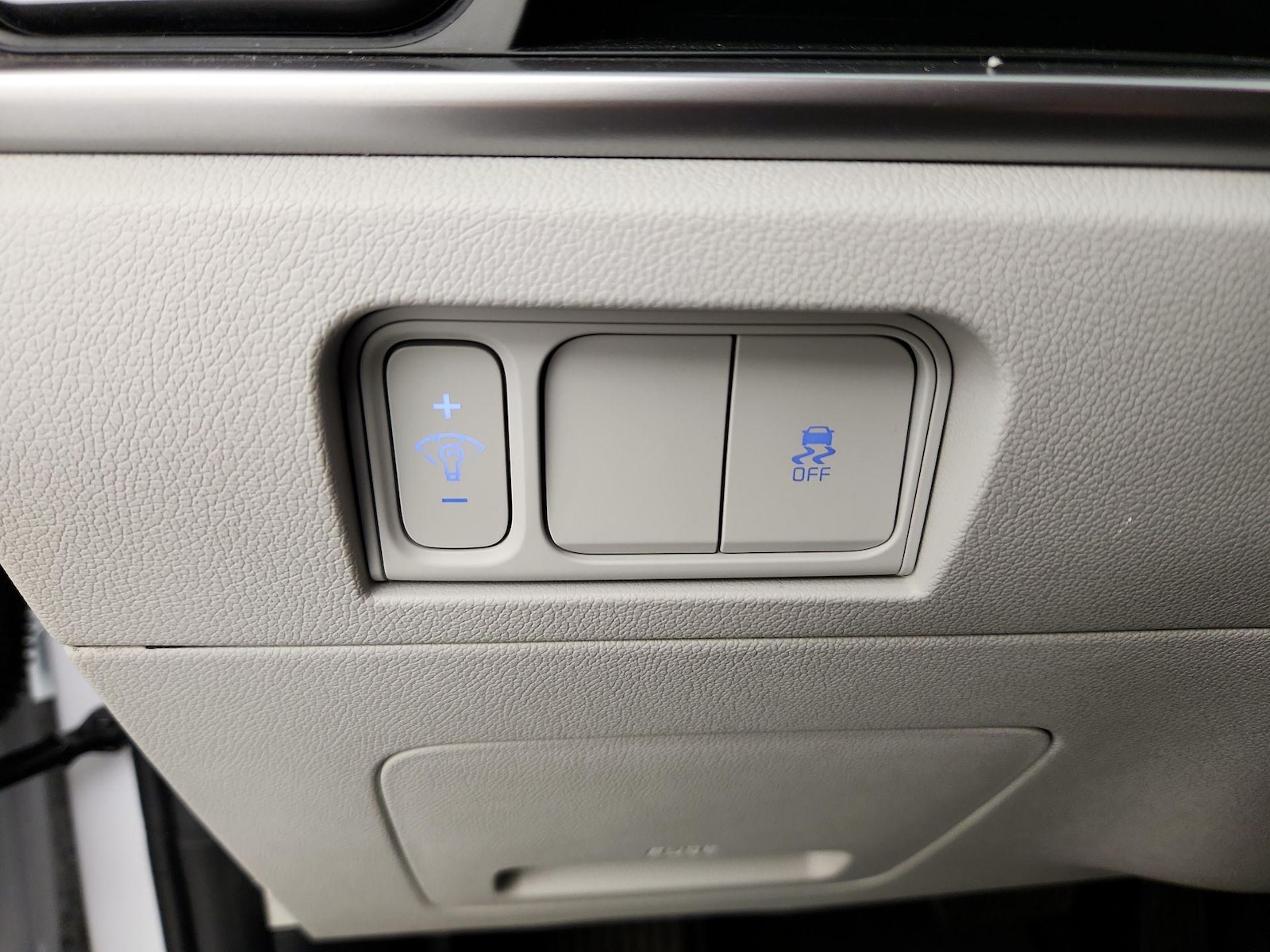 2025 Kia Sorento S - Photo 14