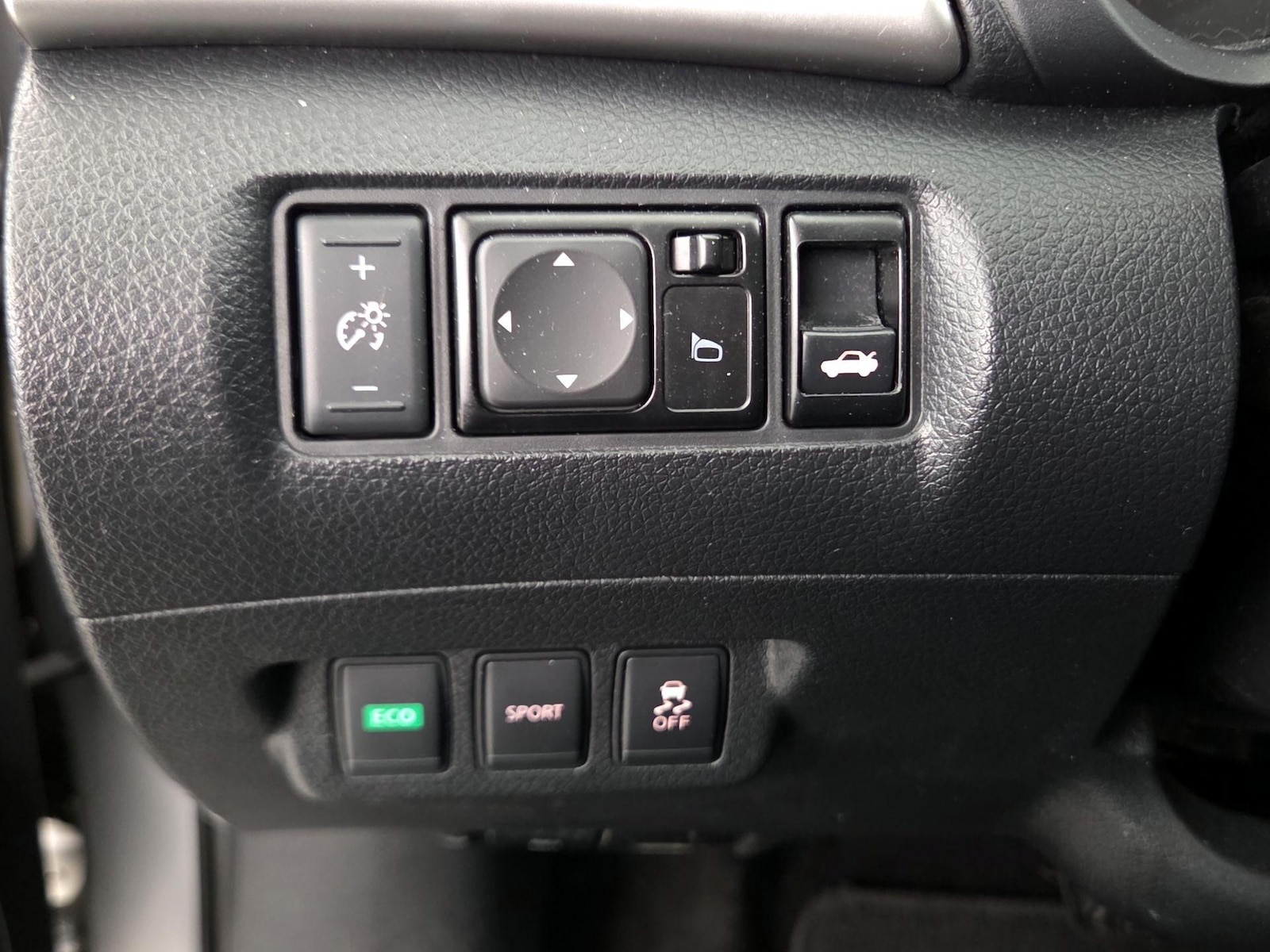 2016 Nissan Sentra S - Photo 14