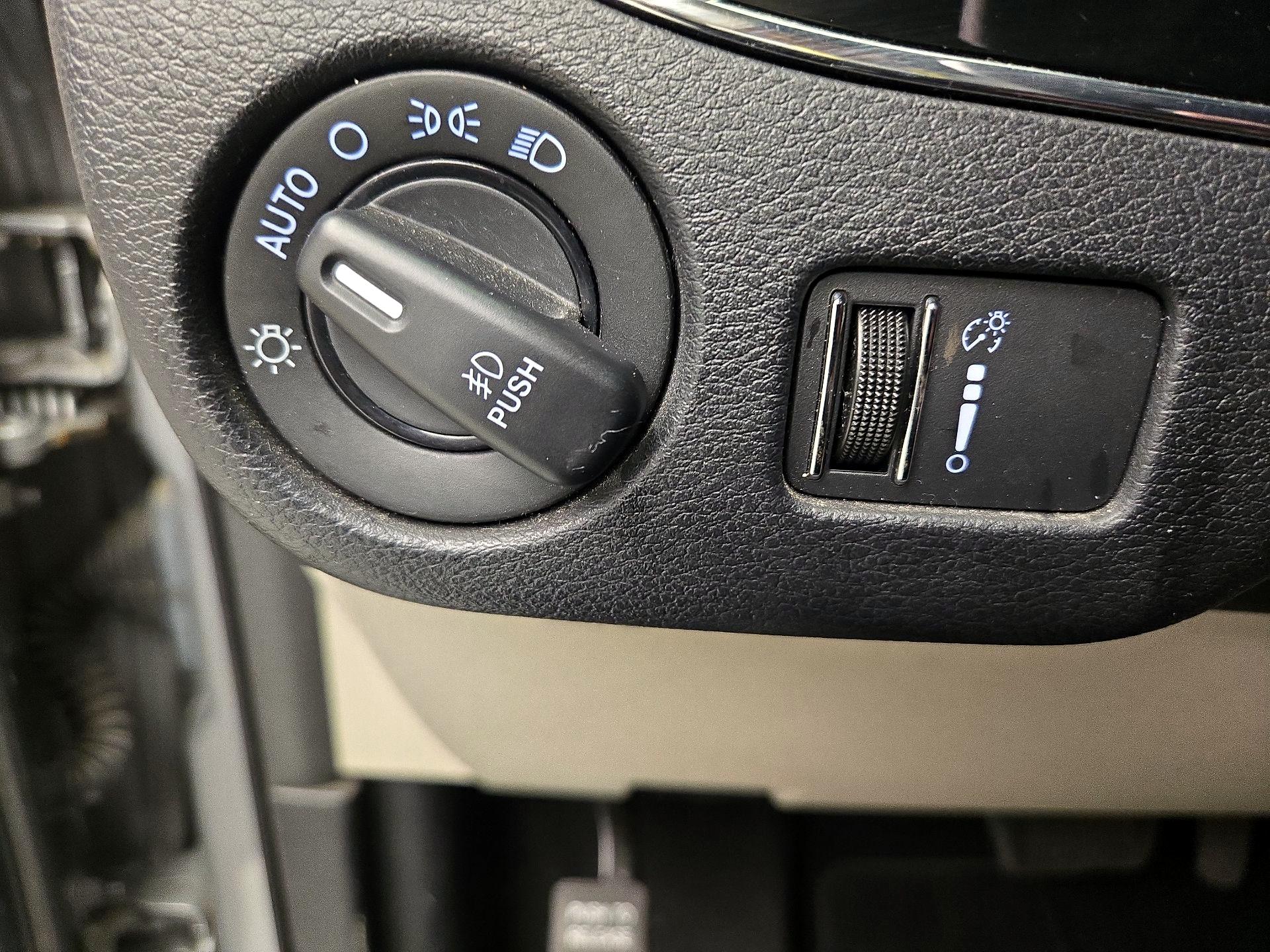 Thumbnail: 2019 Dodge Grand Caravan - 13
