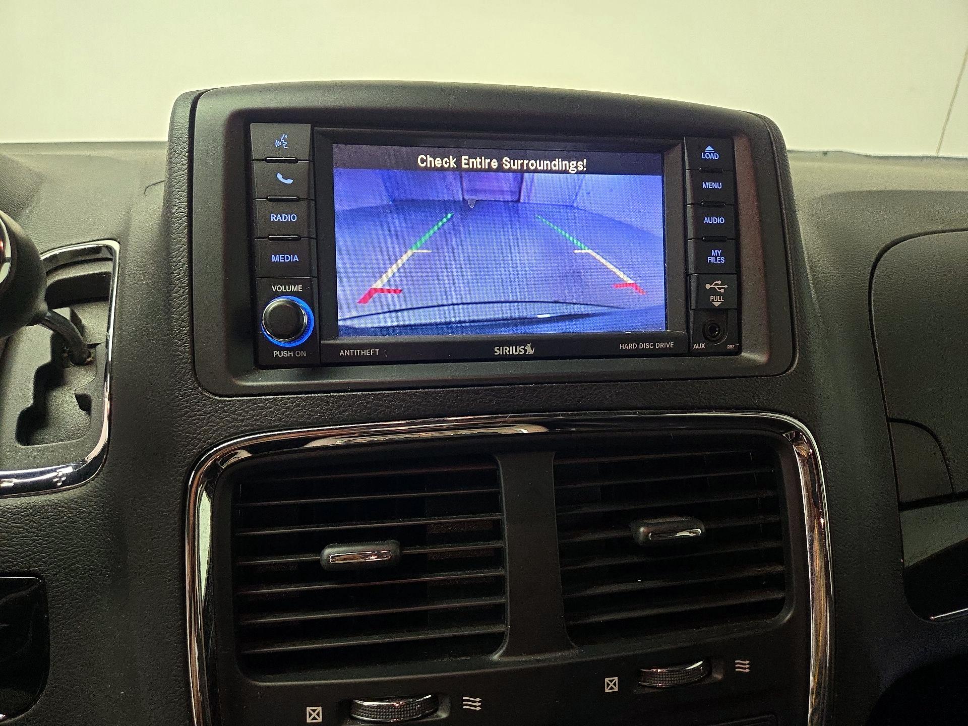 Thumbnail: 2019 Dodge Grand Caravan - 14