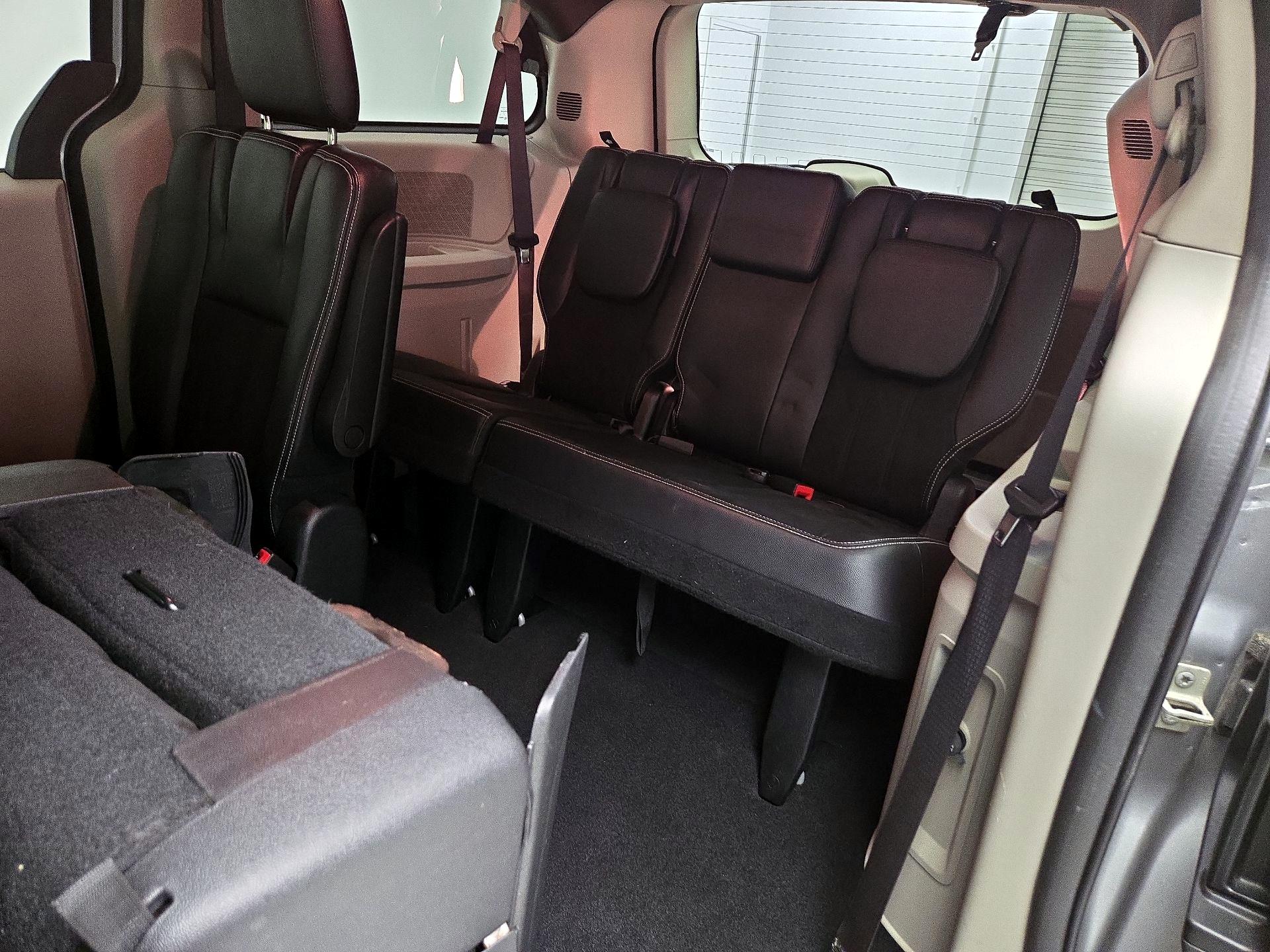 Thumbnail: 2019 Dodge Grand Caravan - 20