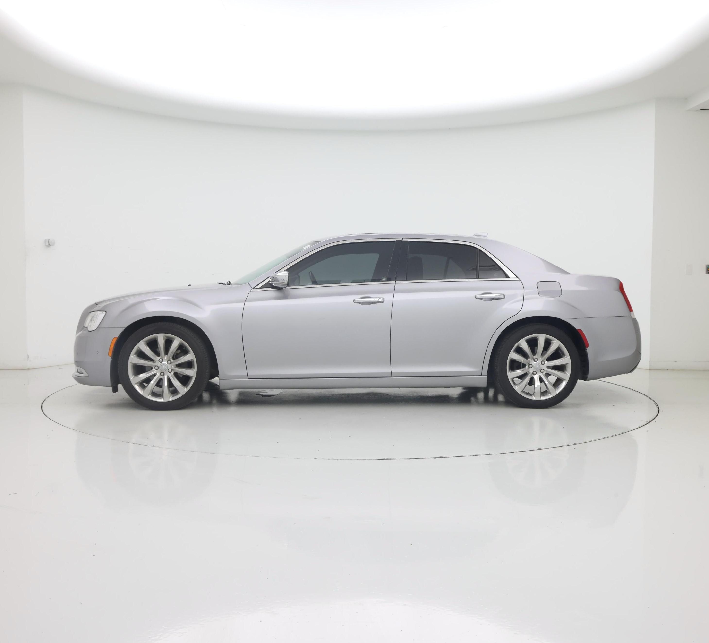 Thumbnail: 2017 Chrysler 300 - 3