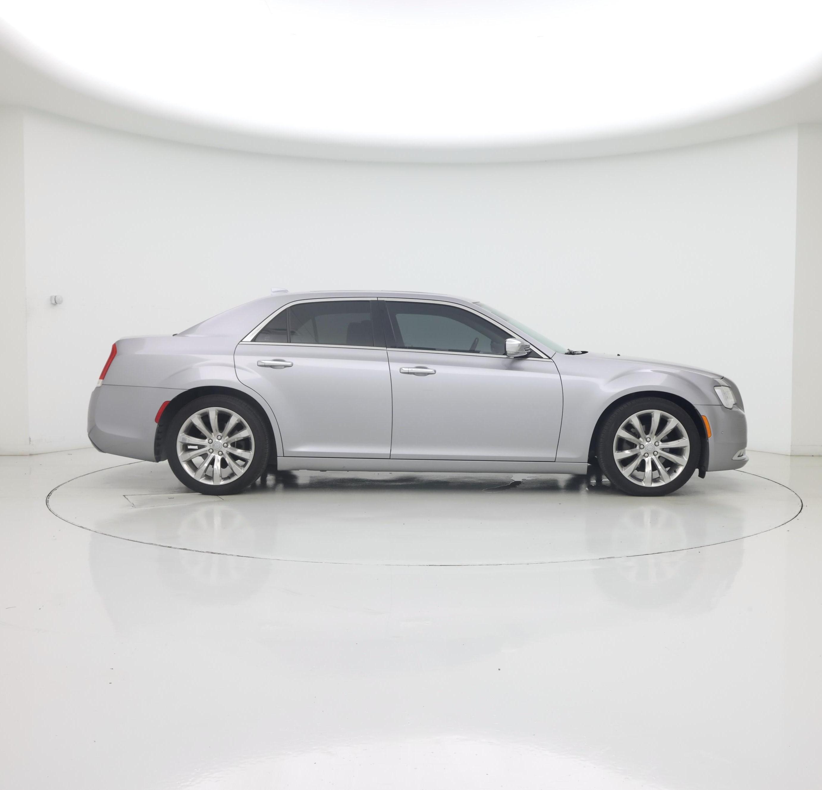 Thumbnail: 2017 Chrysler 300 - 7