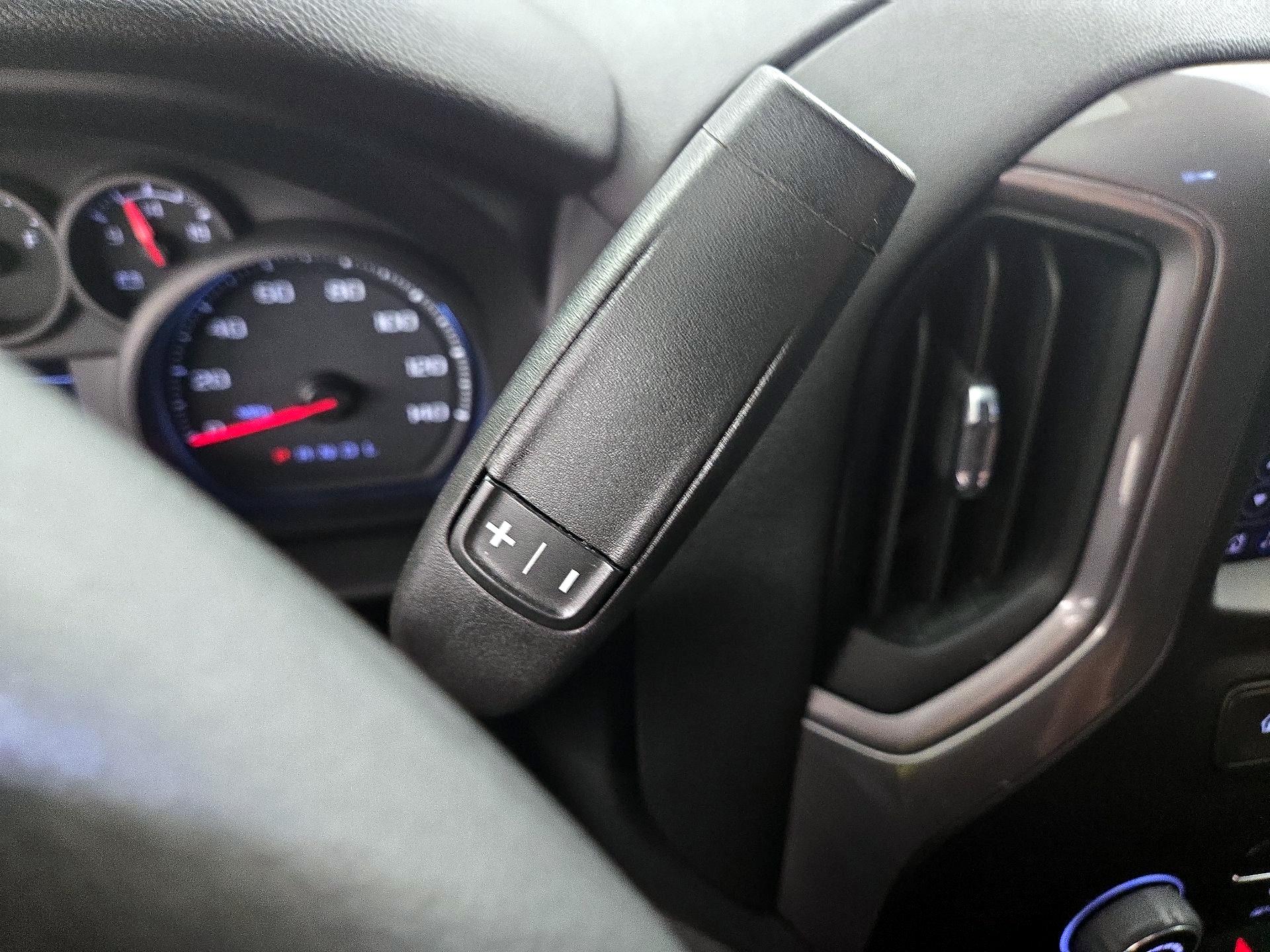 Thumbnail: 2023 Chevrolet Silverado 1500 - 17