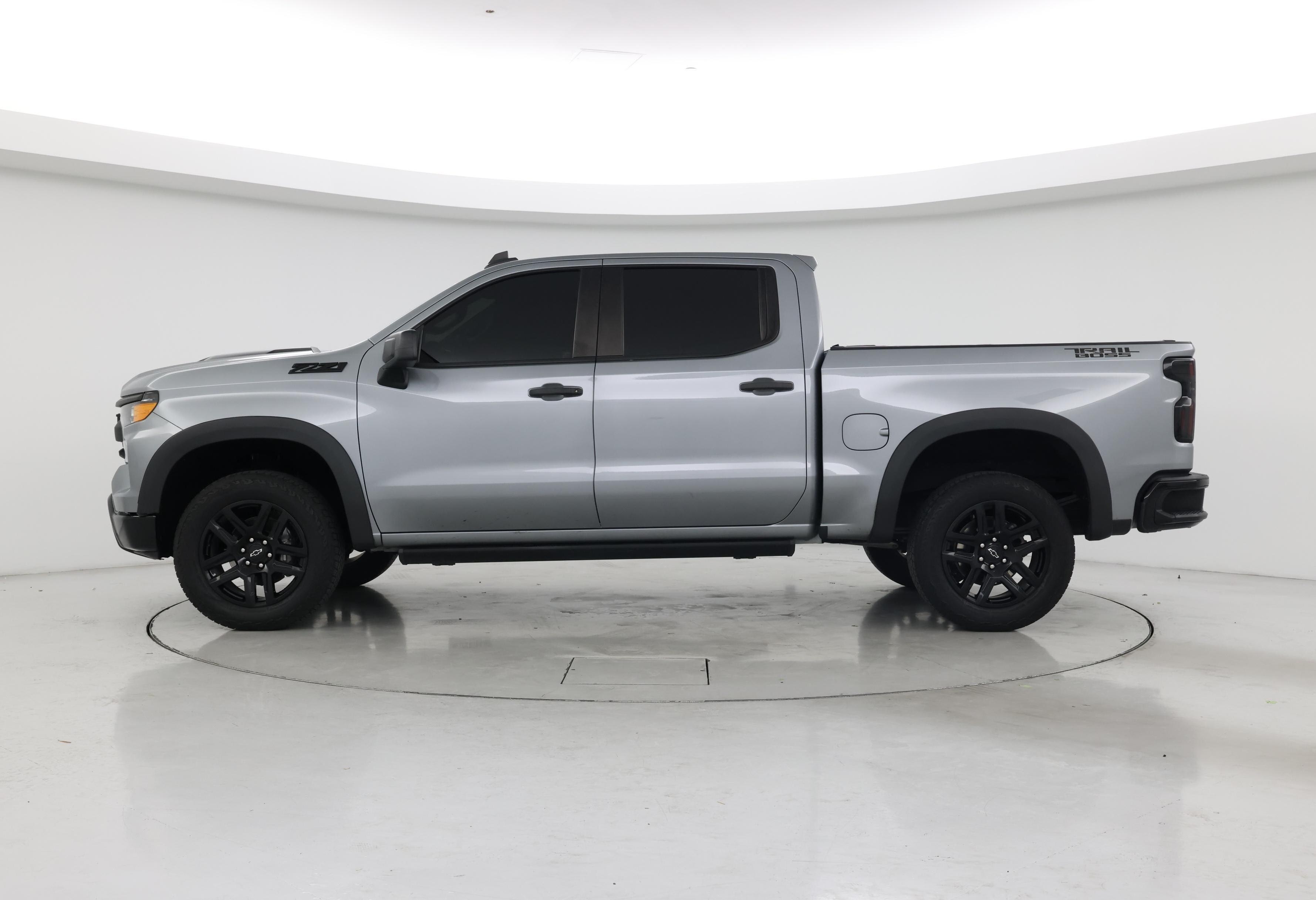 Thumbnail: 2023 Chevrolet Silverado 1500 - 3