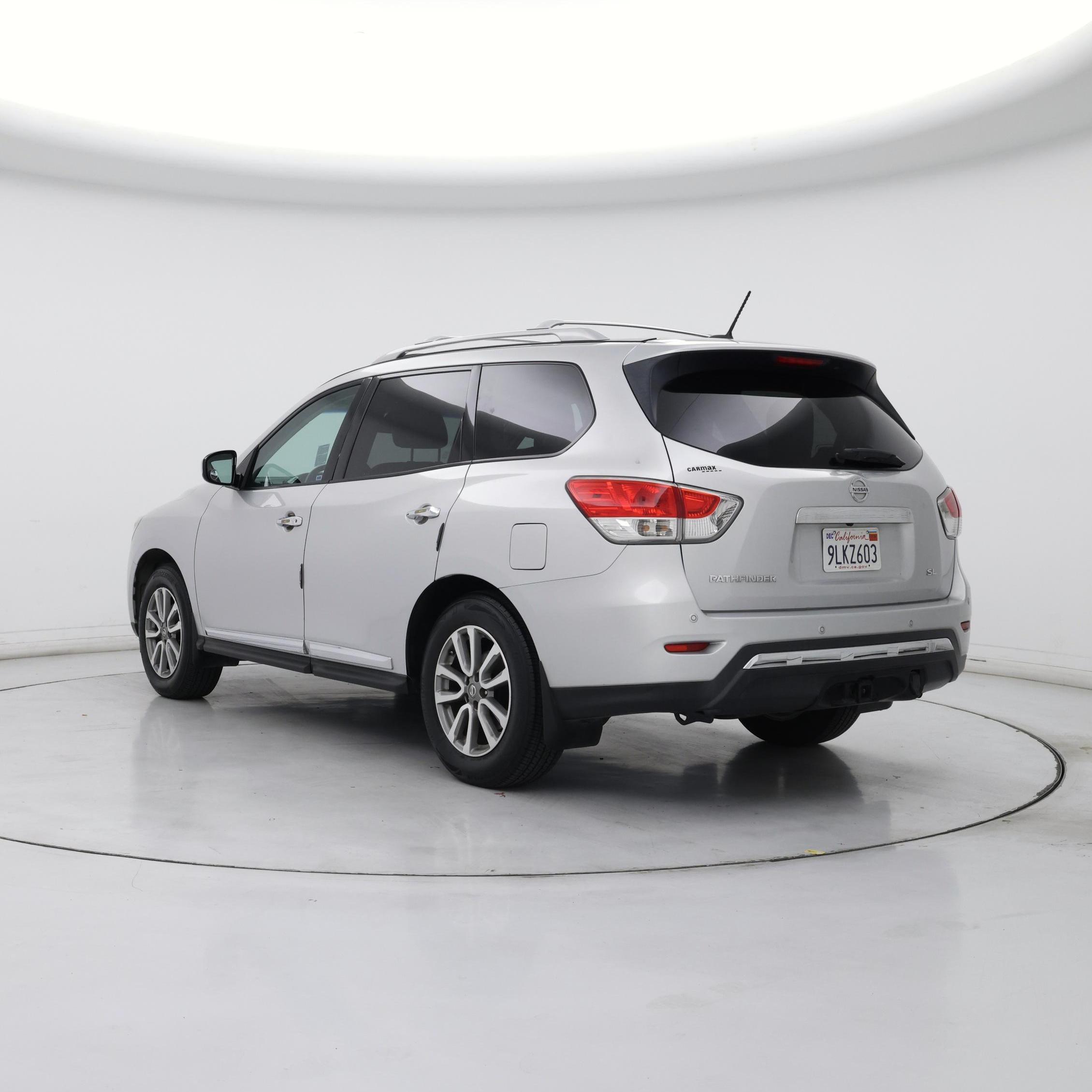 Thumbnail: 2014 Nissan Pathfinder - 2