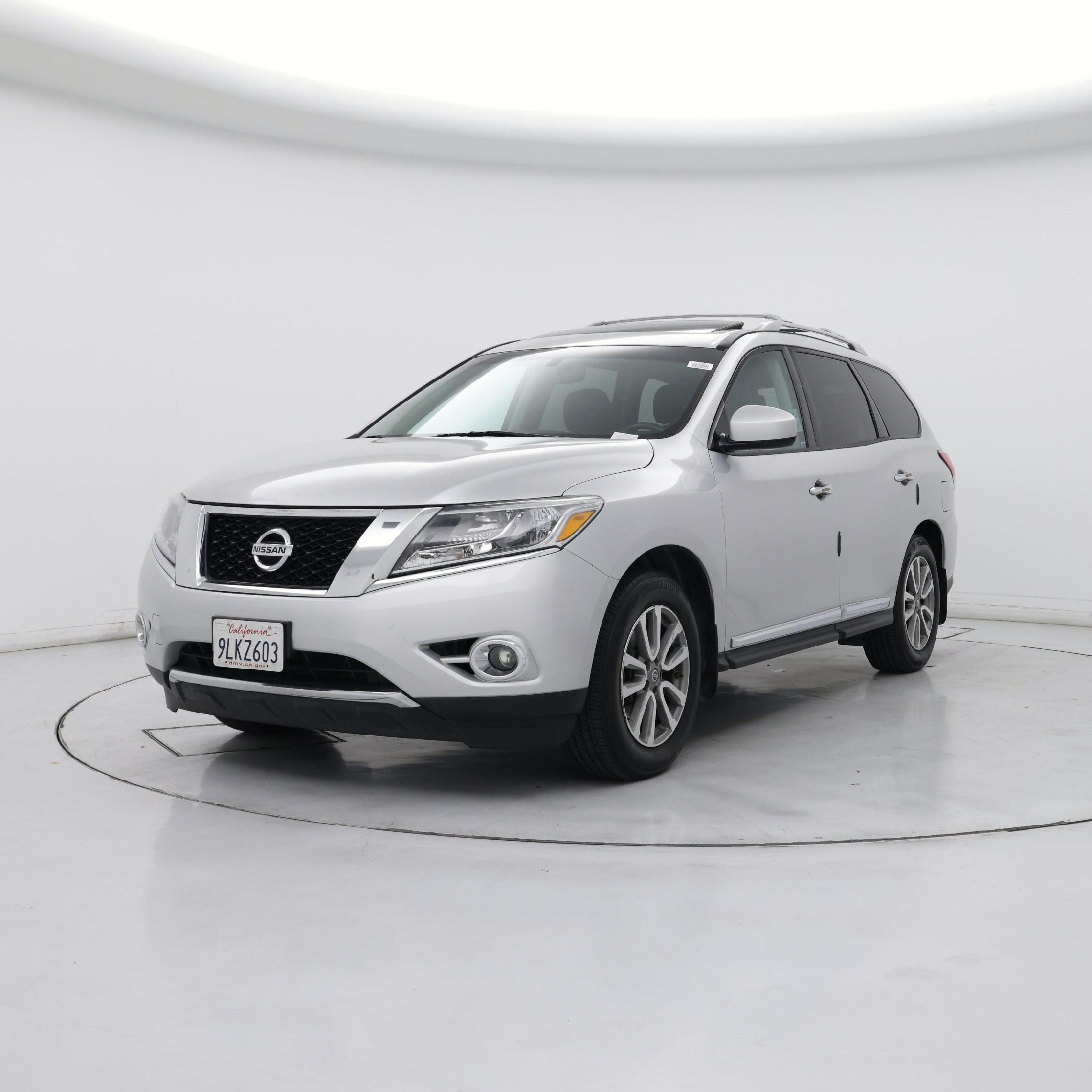 Thumbnail: 2014 Nissan Pathfinder - 4