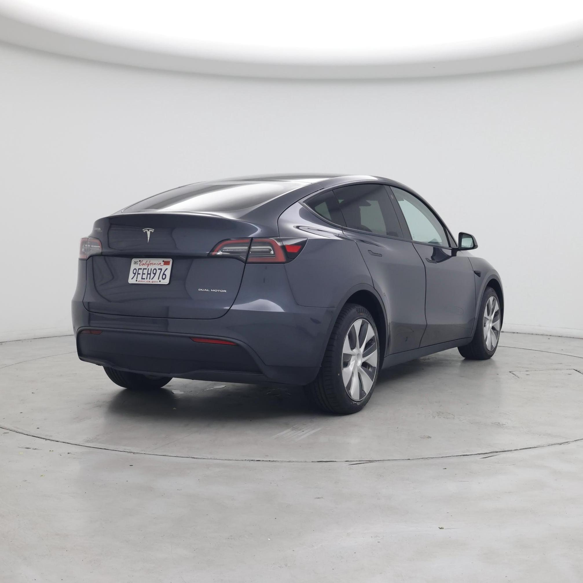Thumbnail: 2023 Tesla Model Y - 8