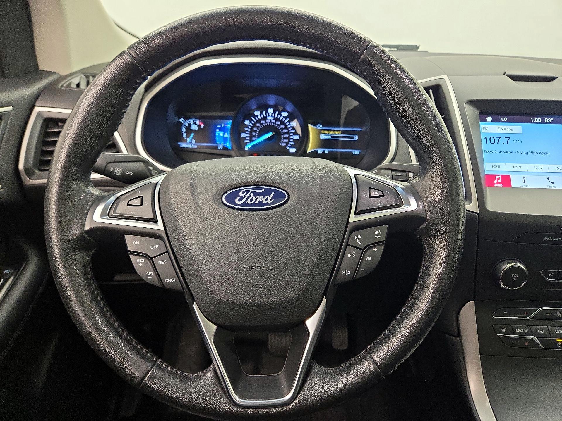 Thumbnail: 2019 Ford Edge - 10