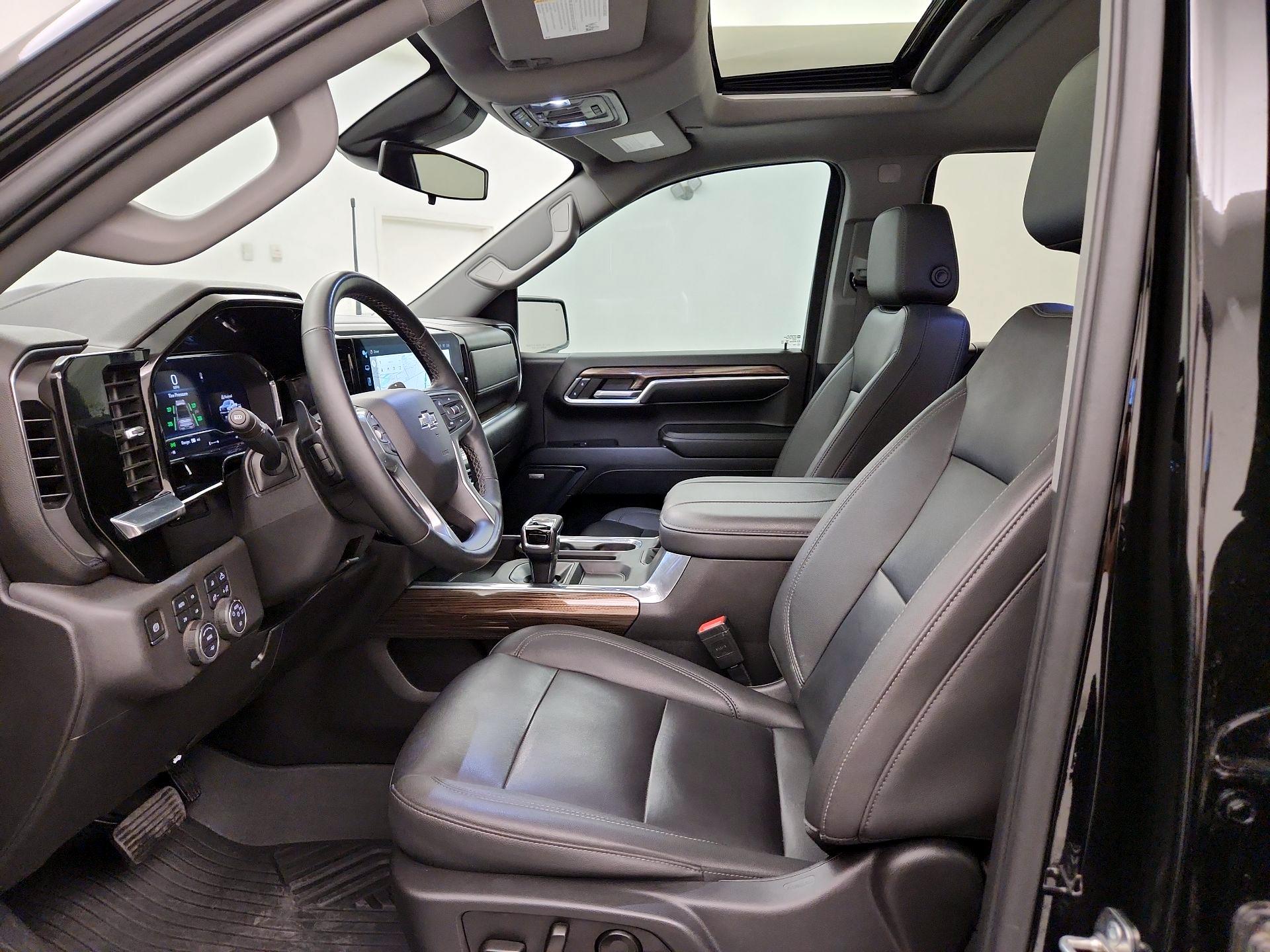 Thumbnail: 2024 Chevrolet Silverado 1500 - 11