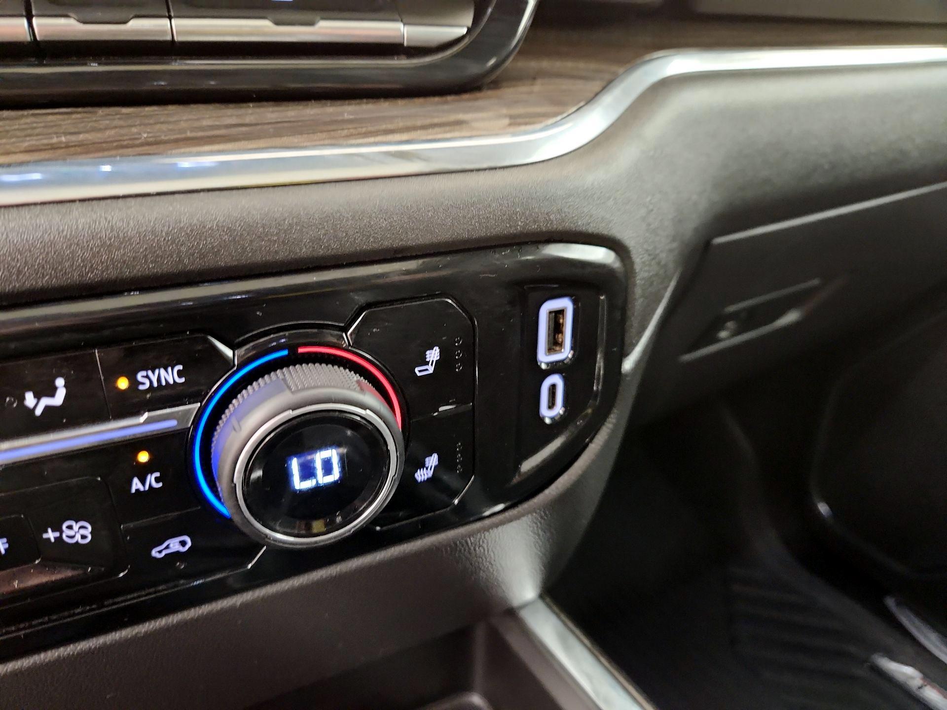 Thumbnail: 2024 Chevrolet Silverado 1500 - 19