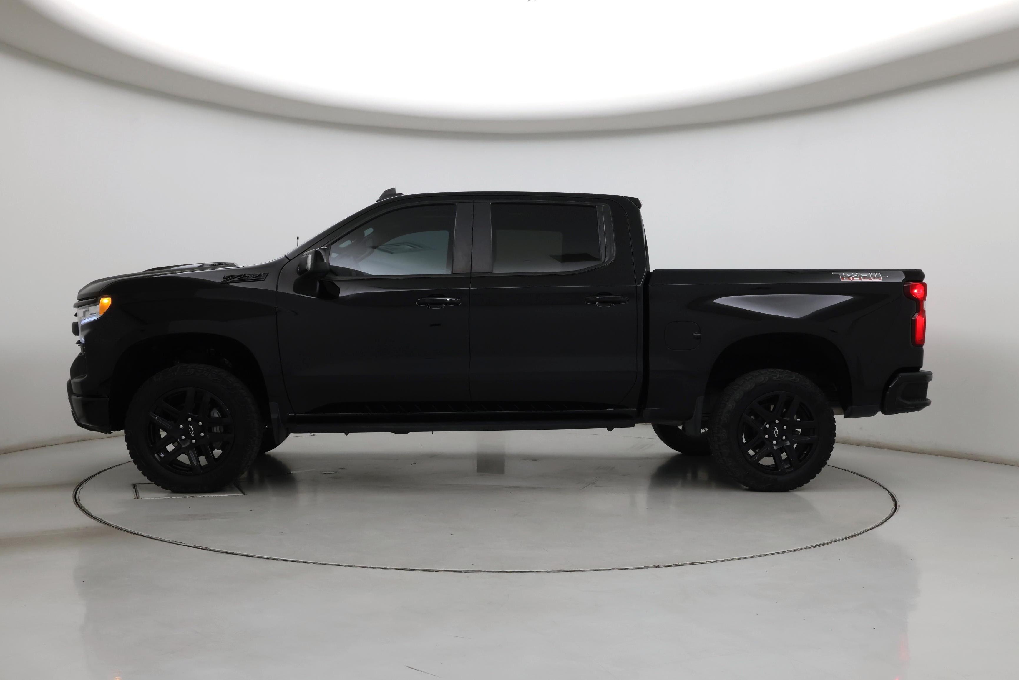 Thumbnail: 2024 Chevrolet Silverado 1500 - 3