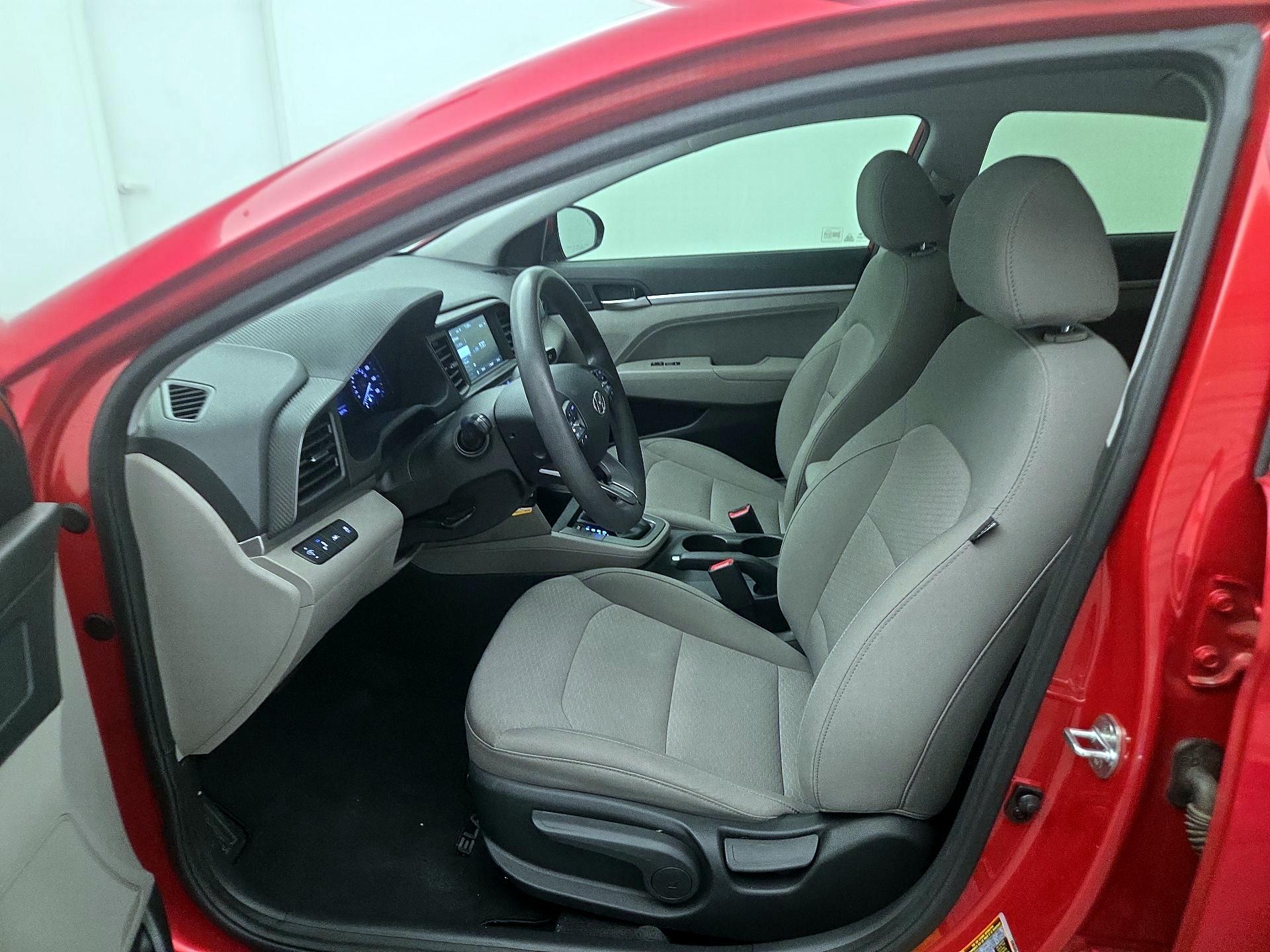 Thumbnail: 2020 Hyundai Elantra - 9