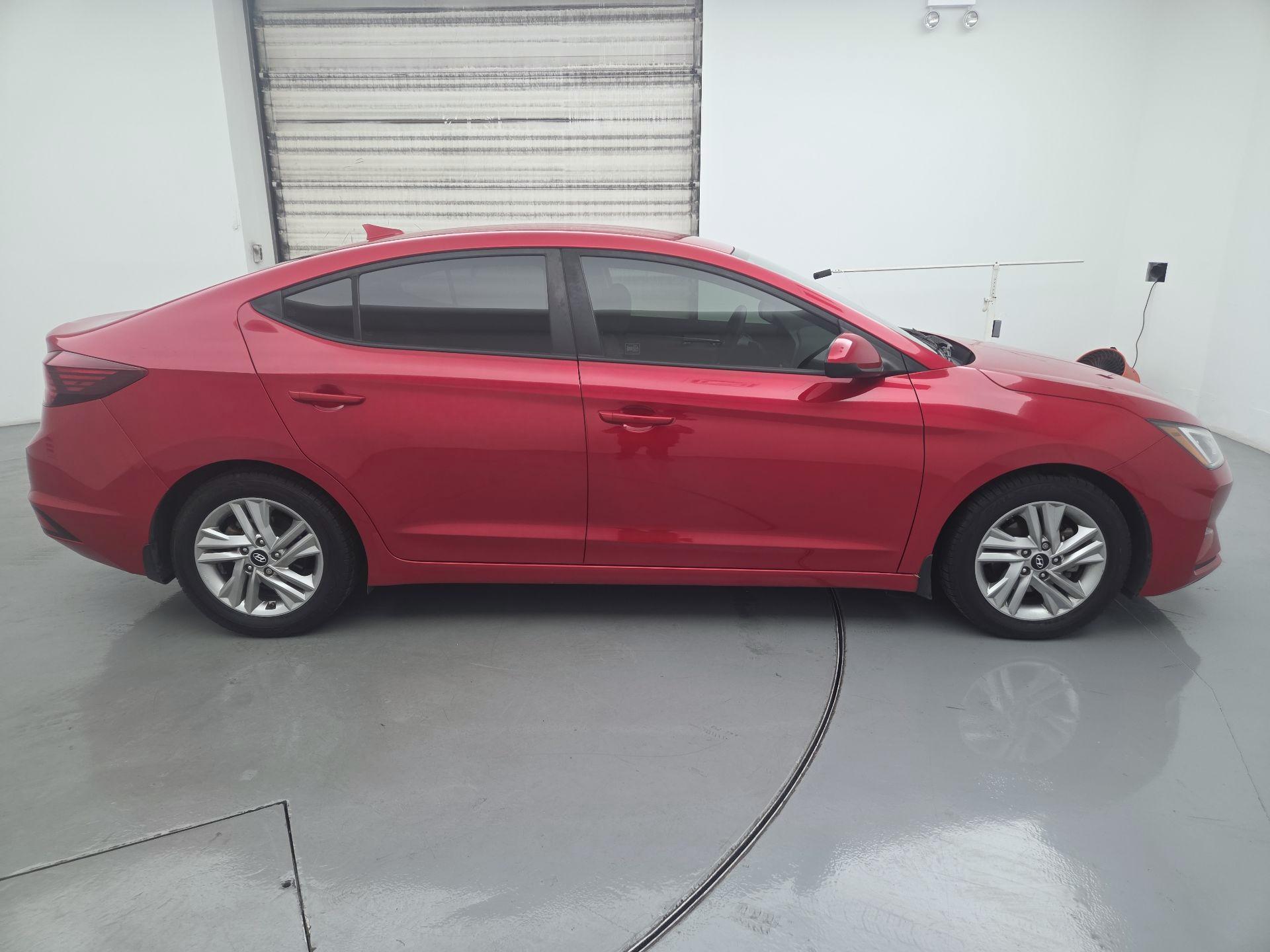 Thumbnail: 2020 Hyundai Elantra - 4