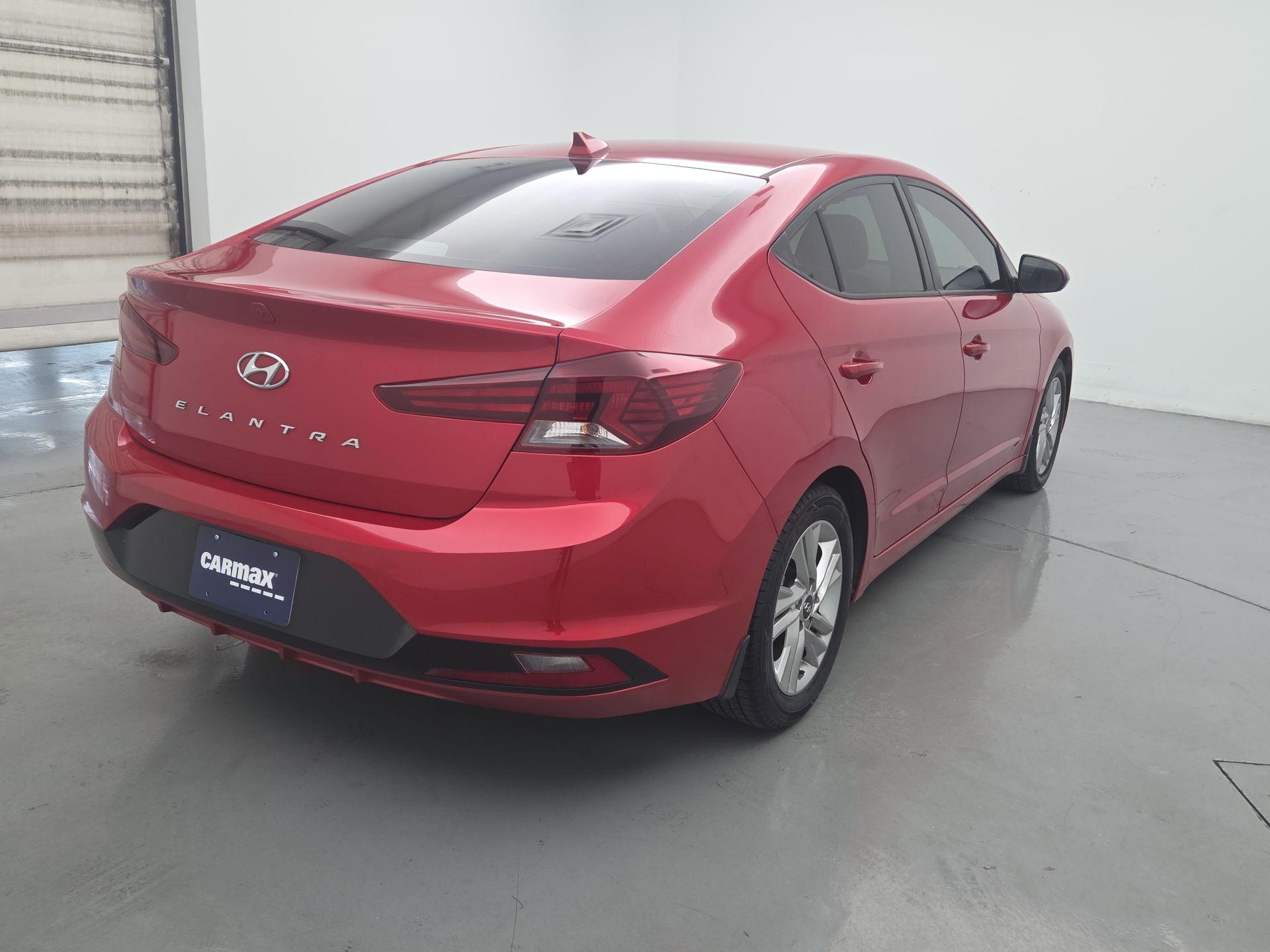 Thumbnail: 2020 Hyundai Elantra - 5