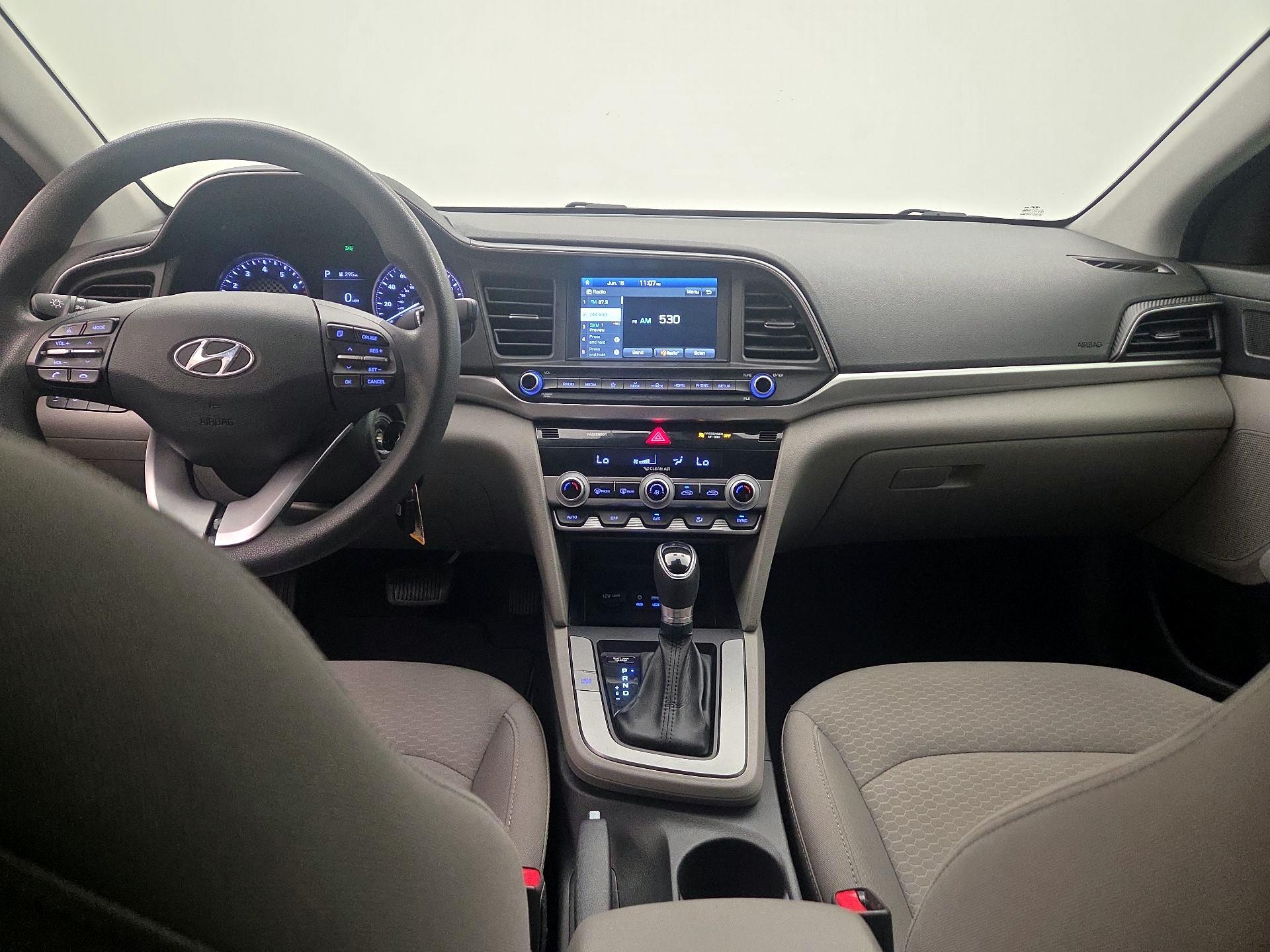 Thumbnail: 2020 Hyundai Elantra - 8