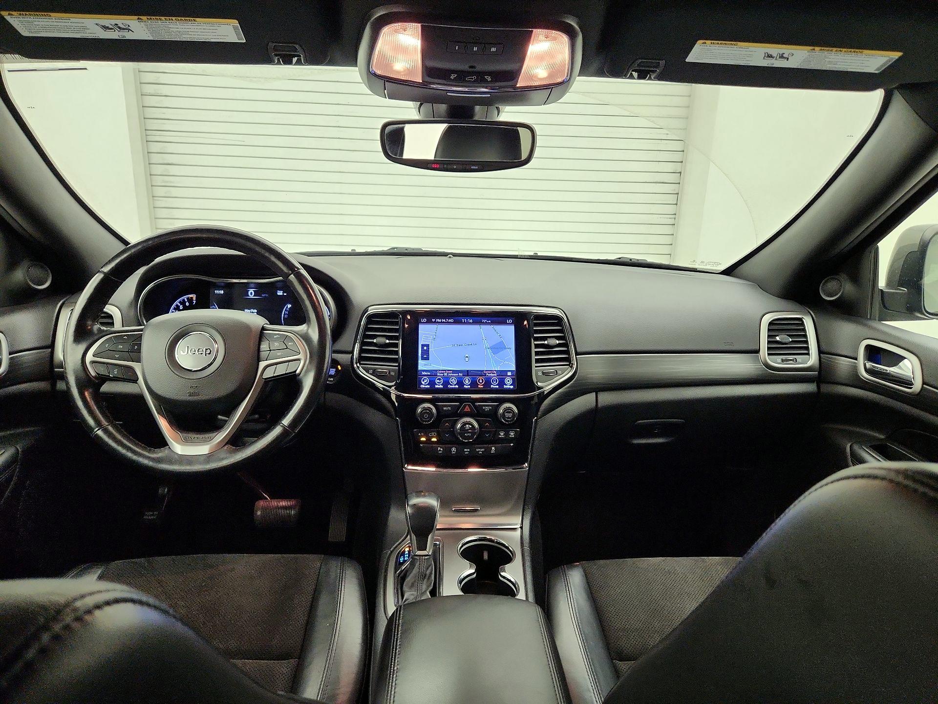Thumbnail: 2020 Jeep Grand Cherokee - 9