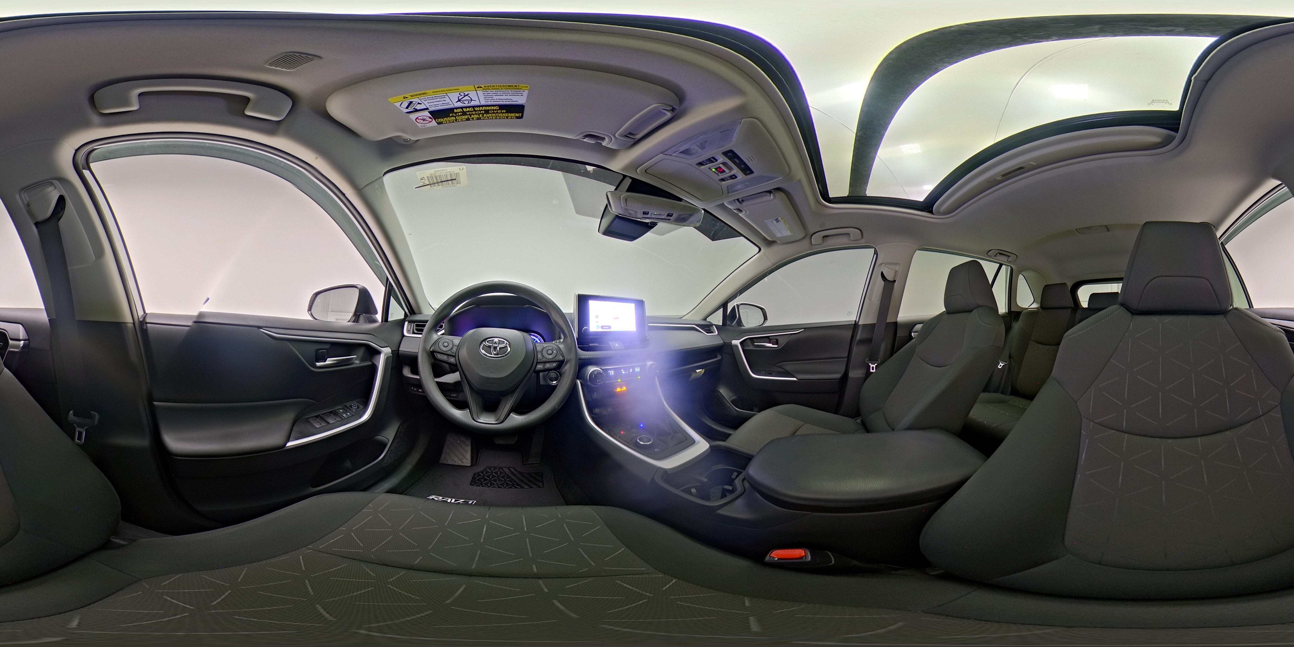 2024 Toyota RAV4 XLE - Photo 27