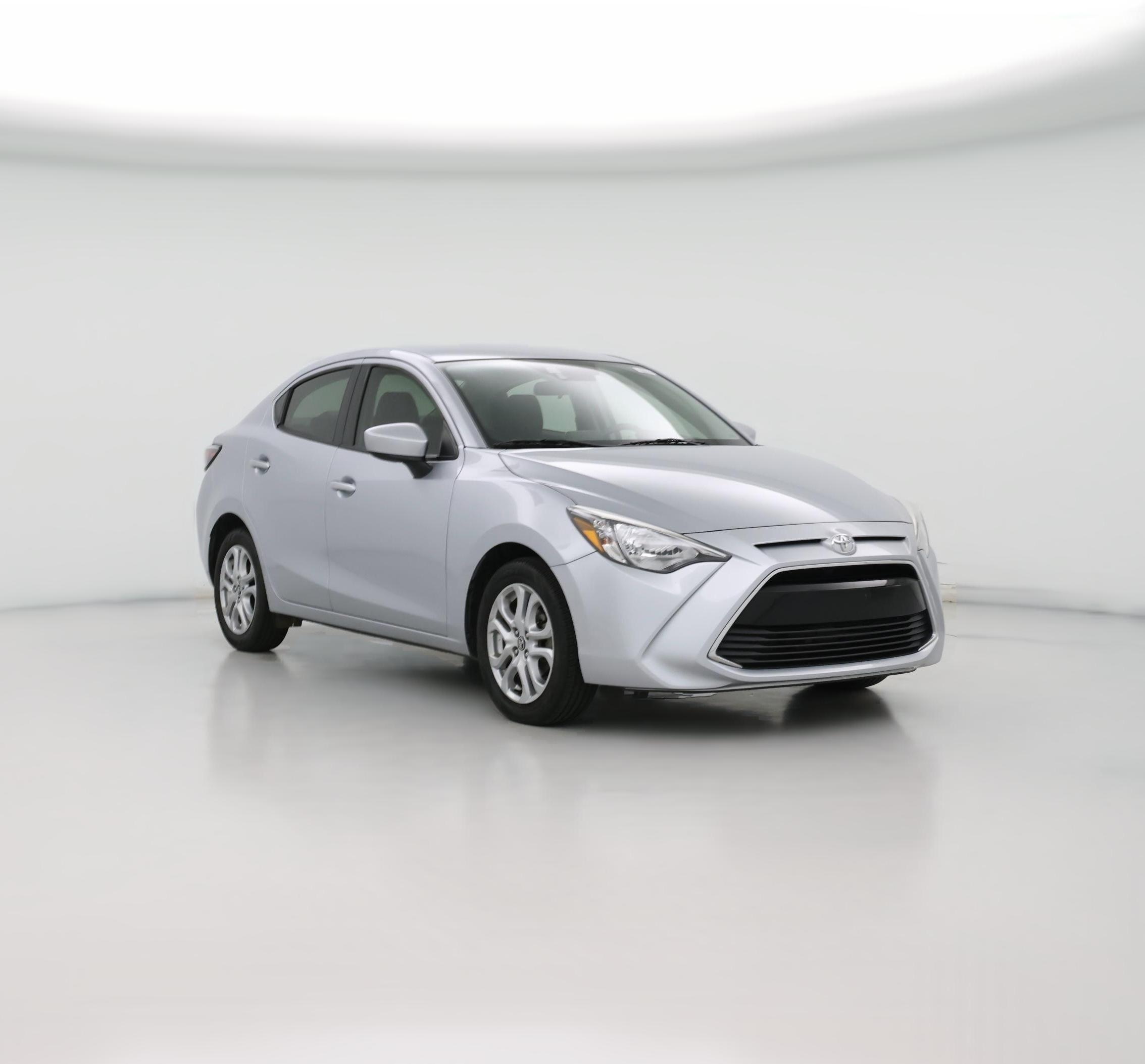 Thumbnail: 2017 Toyota Yaris iA - 1