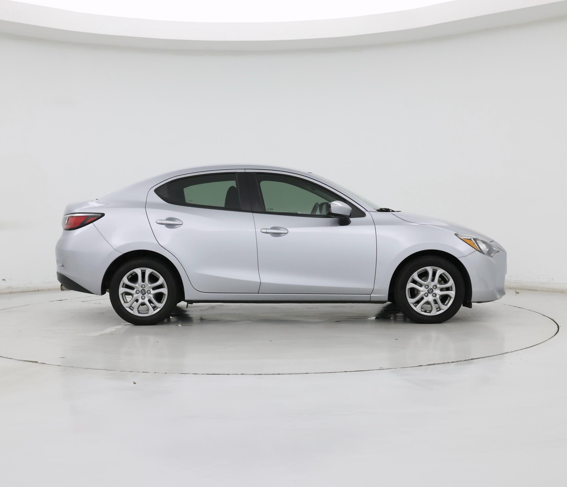 Thumbnail: 2017 Toyota Yaris iA - 7