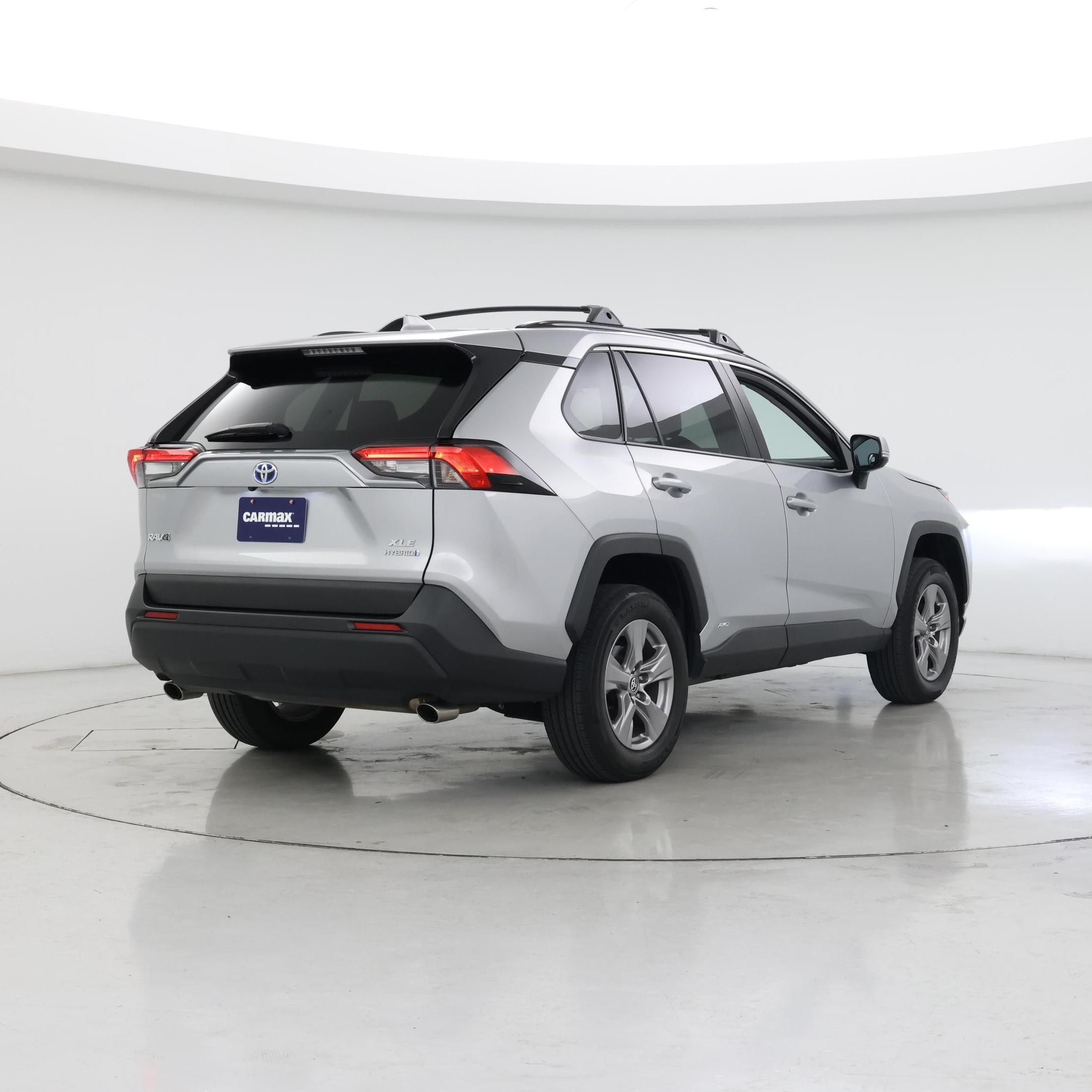 Thumbnail: 2024 Toyota RAV4 - 8